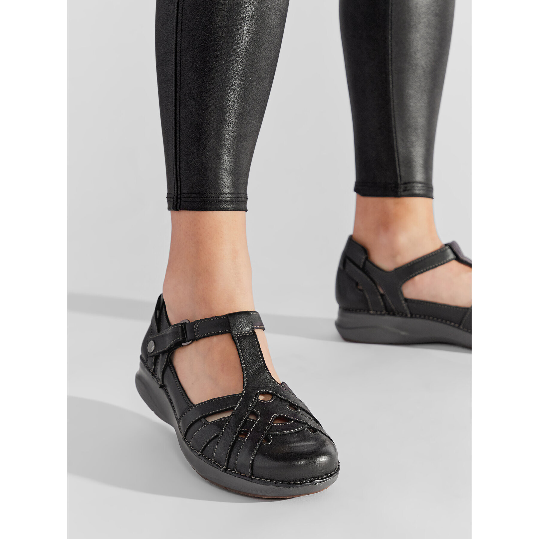 Clarks Обувки Appley Way 26164683 Черен - Pepit.bg