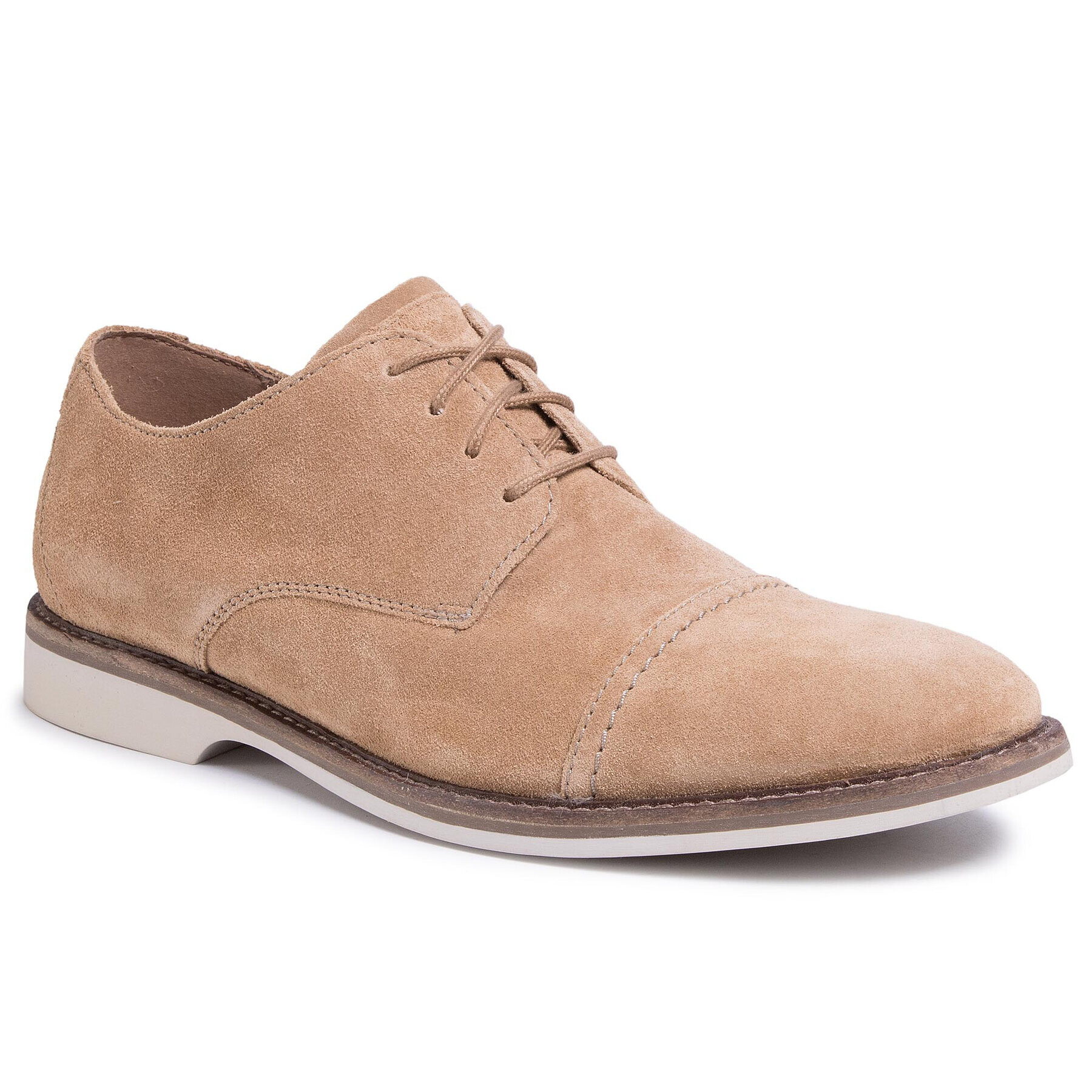 Clarks Обувки Atticus Cap 261478167 Бежов - Pepit.bg