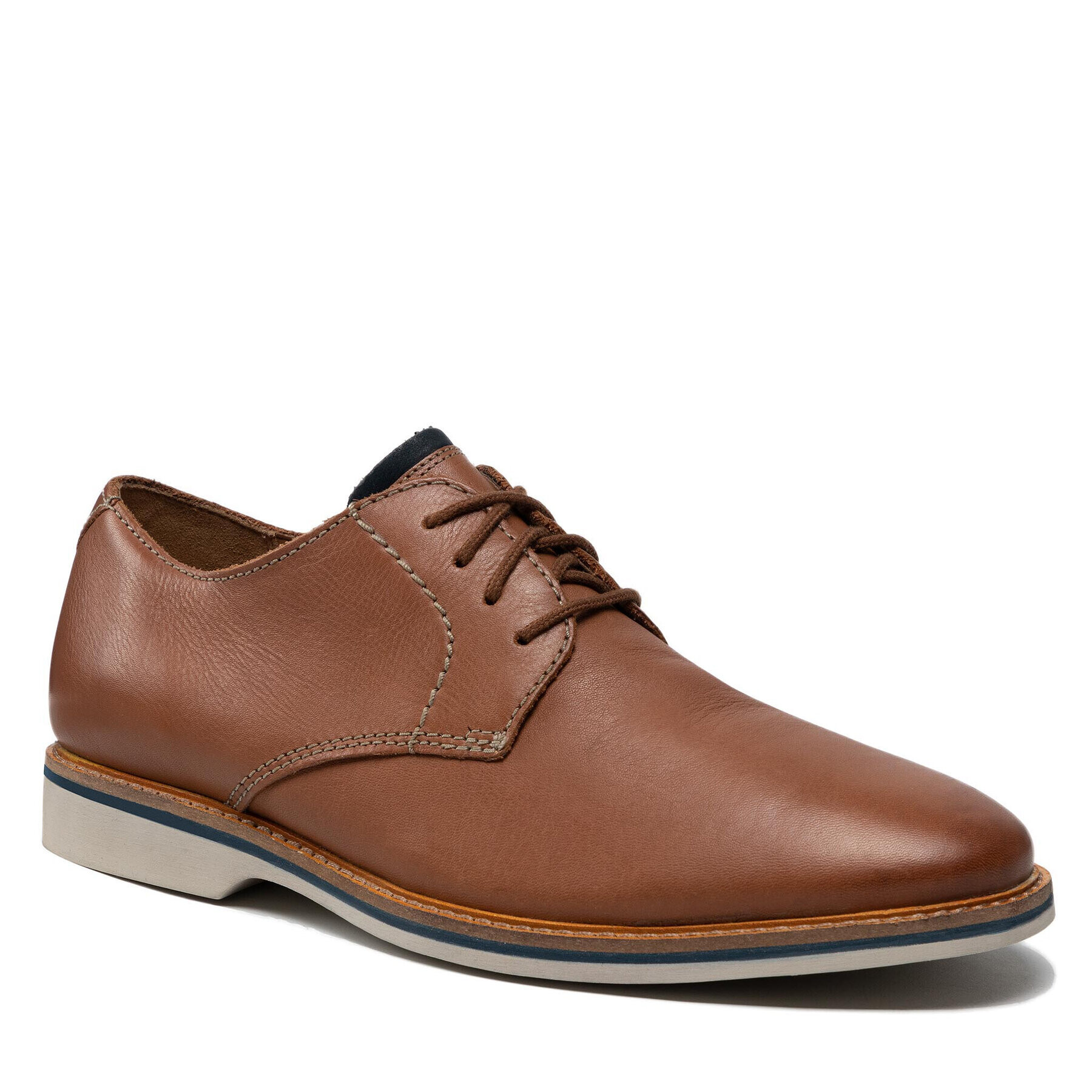 Clarks Обувки Atticus Lace 261318247 Кафяв - Pepit.bg