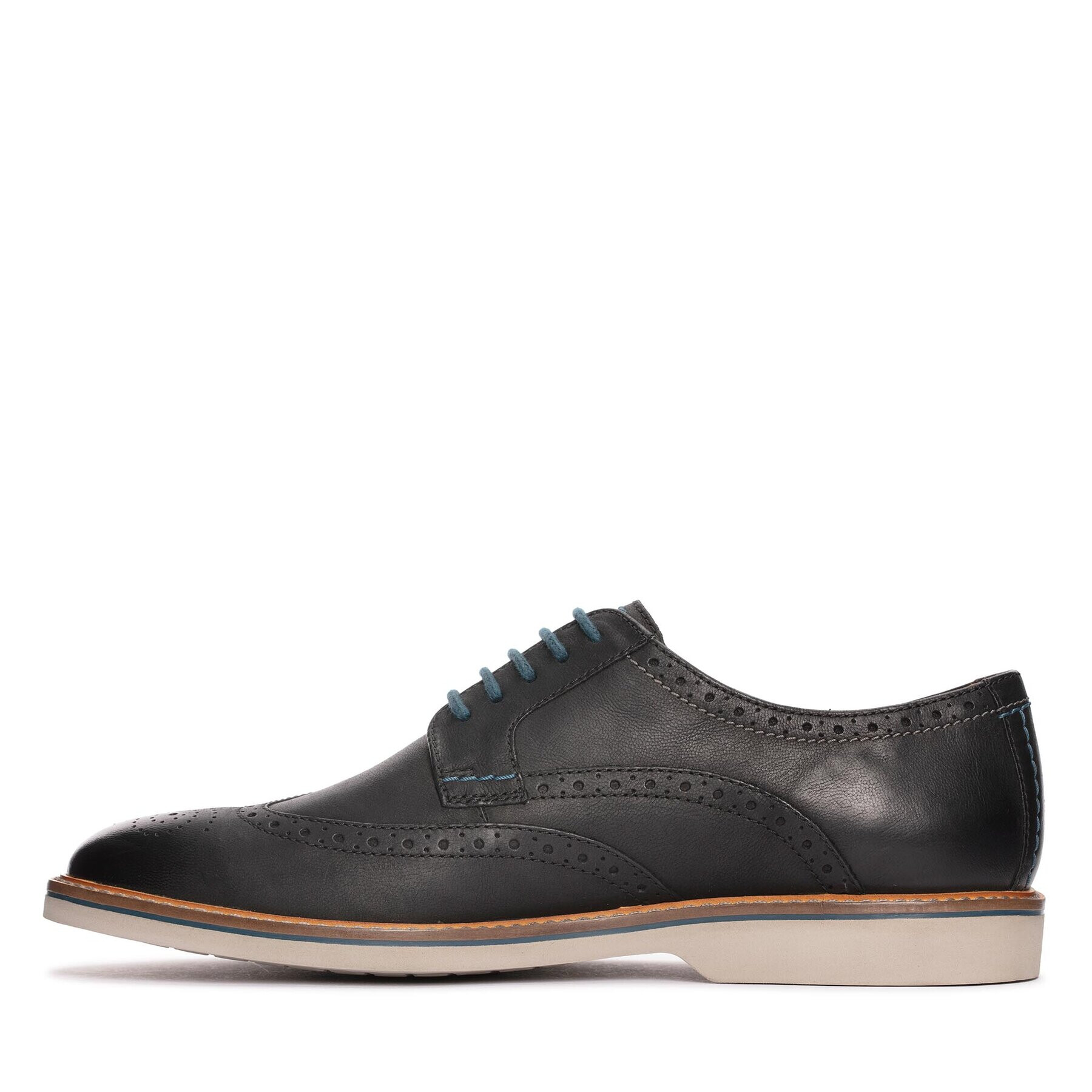 Clarks Обувки Atticus LT Limit 26172501 Черен - Pepit.bg