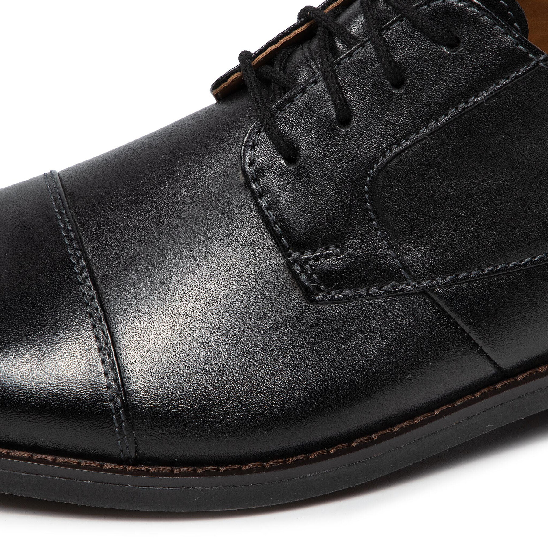 Clarks Обувки Becken Cap 261231397 Черен - Pepit.bg