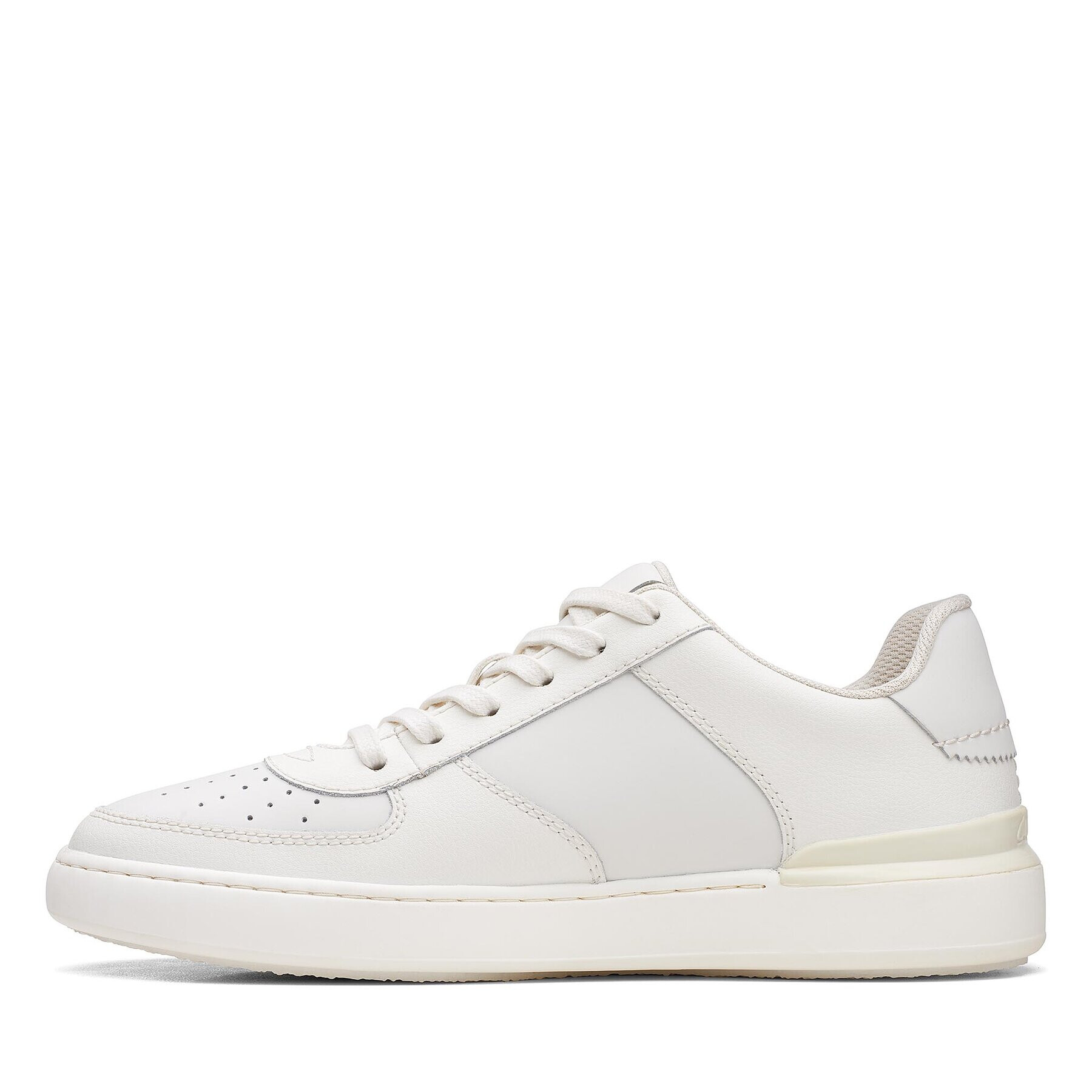 Clarks Обувки CourtLite Tie 26167365 Бял - Pepit.bg