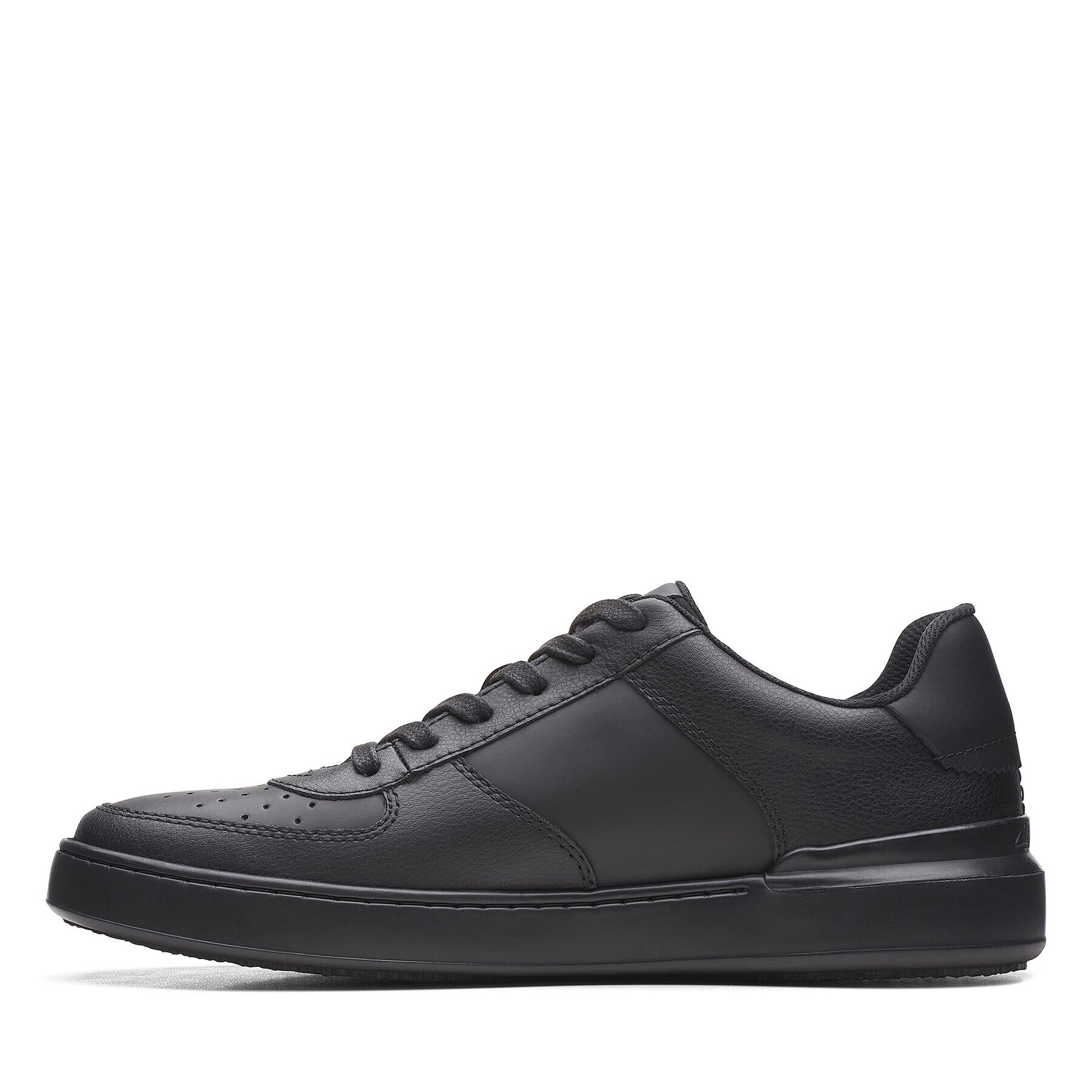 Clarks Обувки CourtLite Tie 26167367 Черен - Pepit.bg