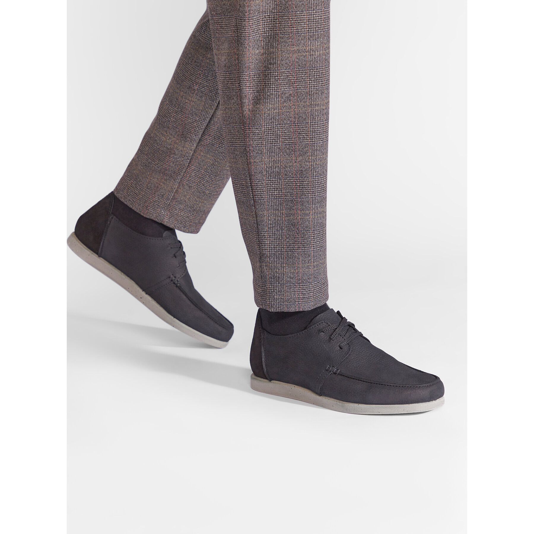 Clarks Обувки ShacreLite Low 261652357 Черен - Pepit.bg