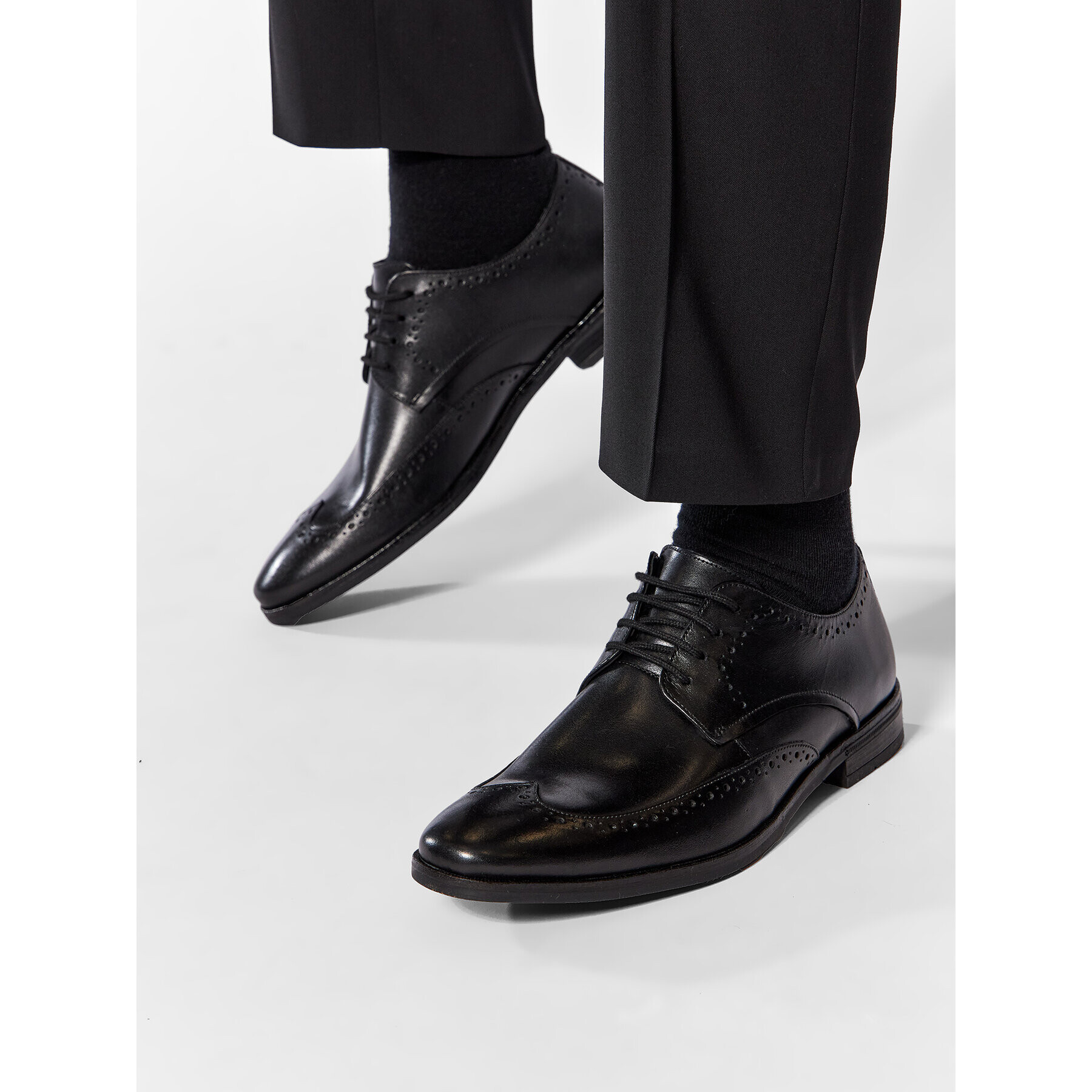 Clarks Обувки Stanford Limit 261480297 Черен - Pepit.bg