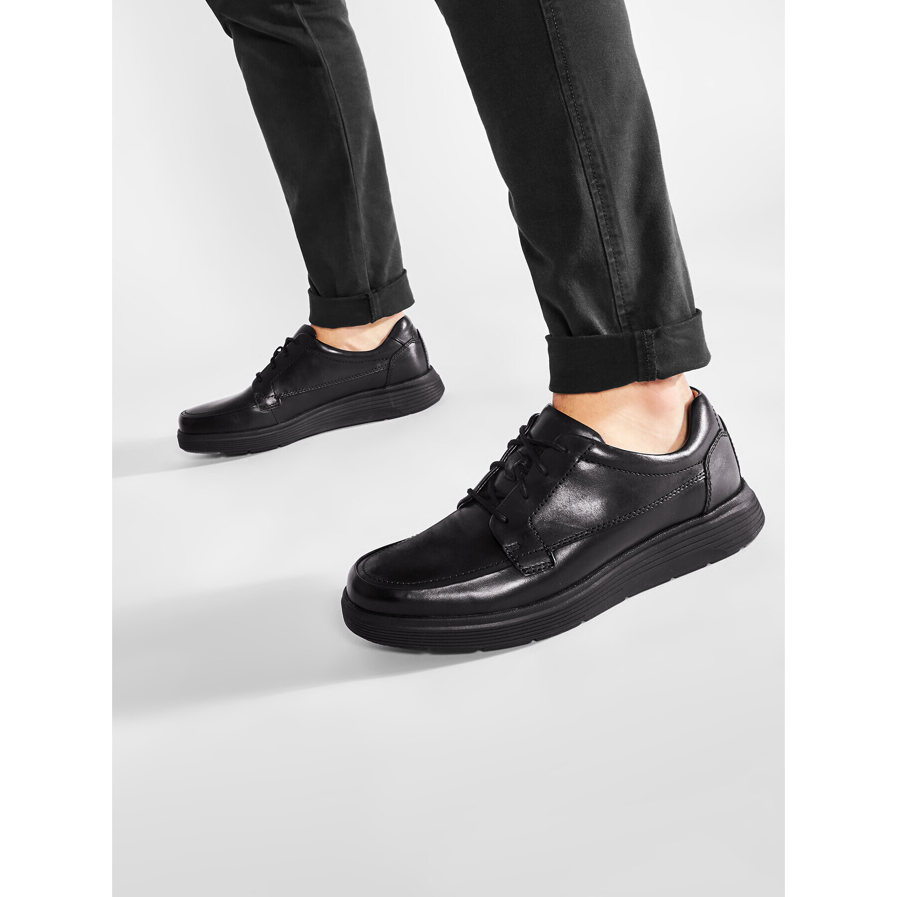 Clarks Обувки Un Abode Ease 261369847 Черен - Pepit.bg