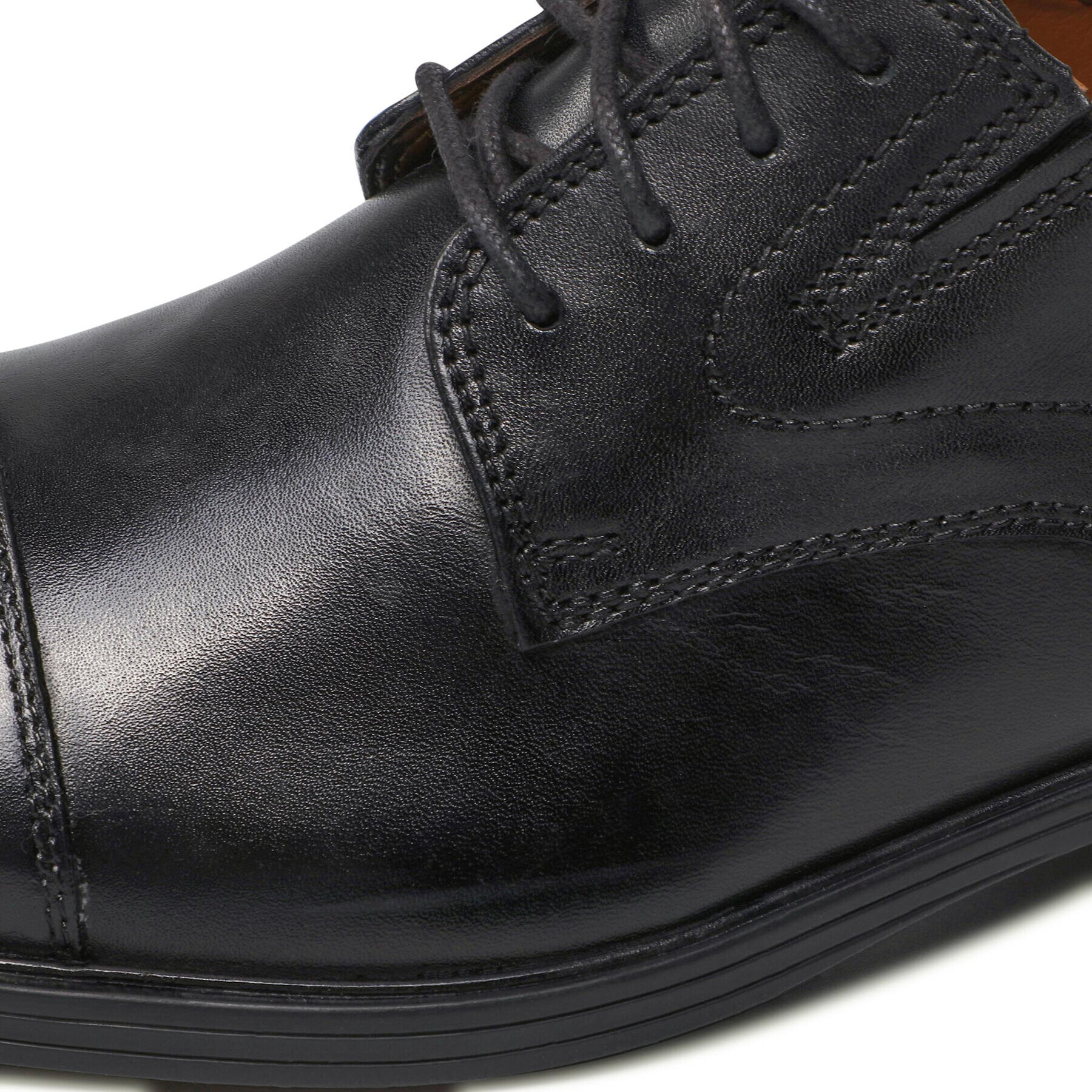 Clarks Обувки Whiddon Cap 261529127 Черен - Pepit.bg