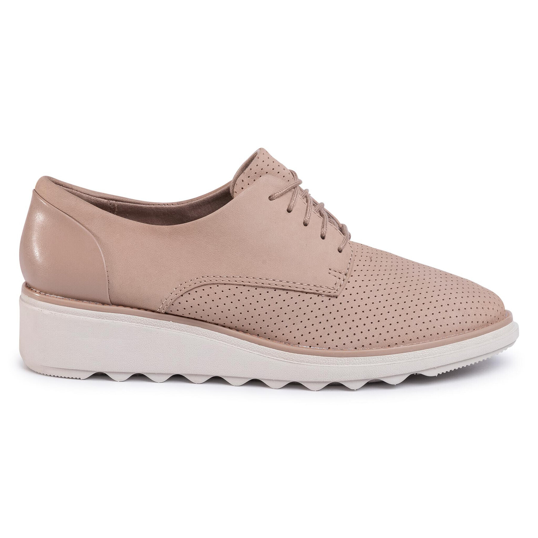 Clarks Оксфордки Sharon Crystal 261476314 Бежов - Pepit.bg