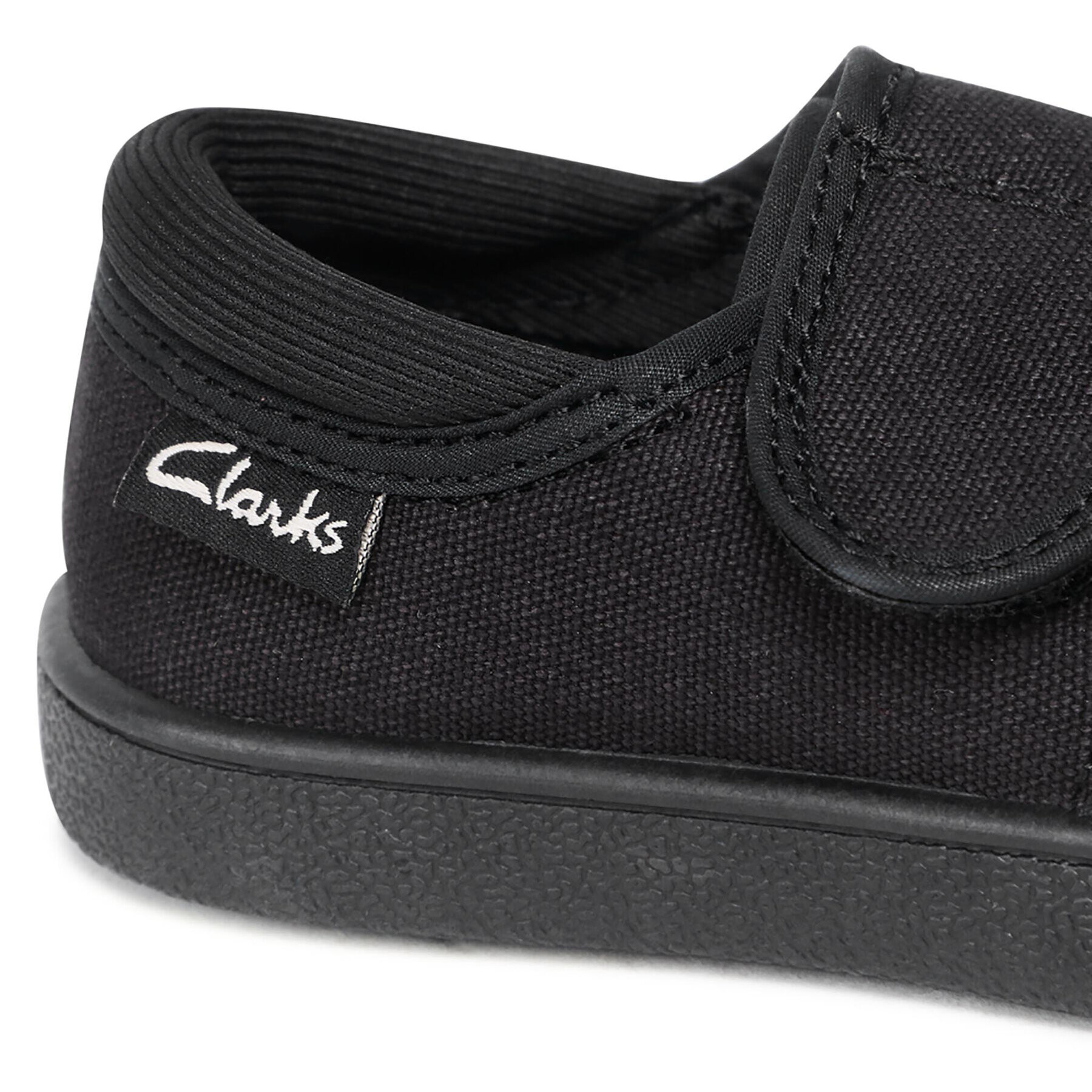 Clarks Пантофи Hopper Run 261143307 Черен - Pepit.bg