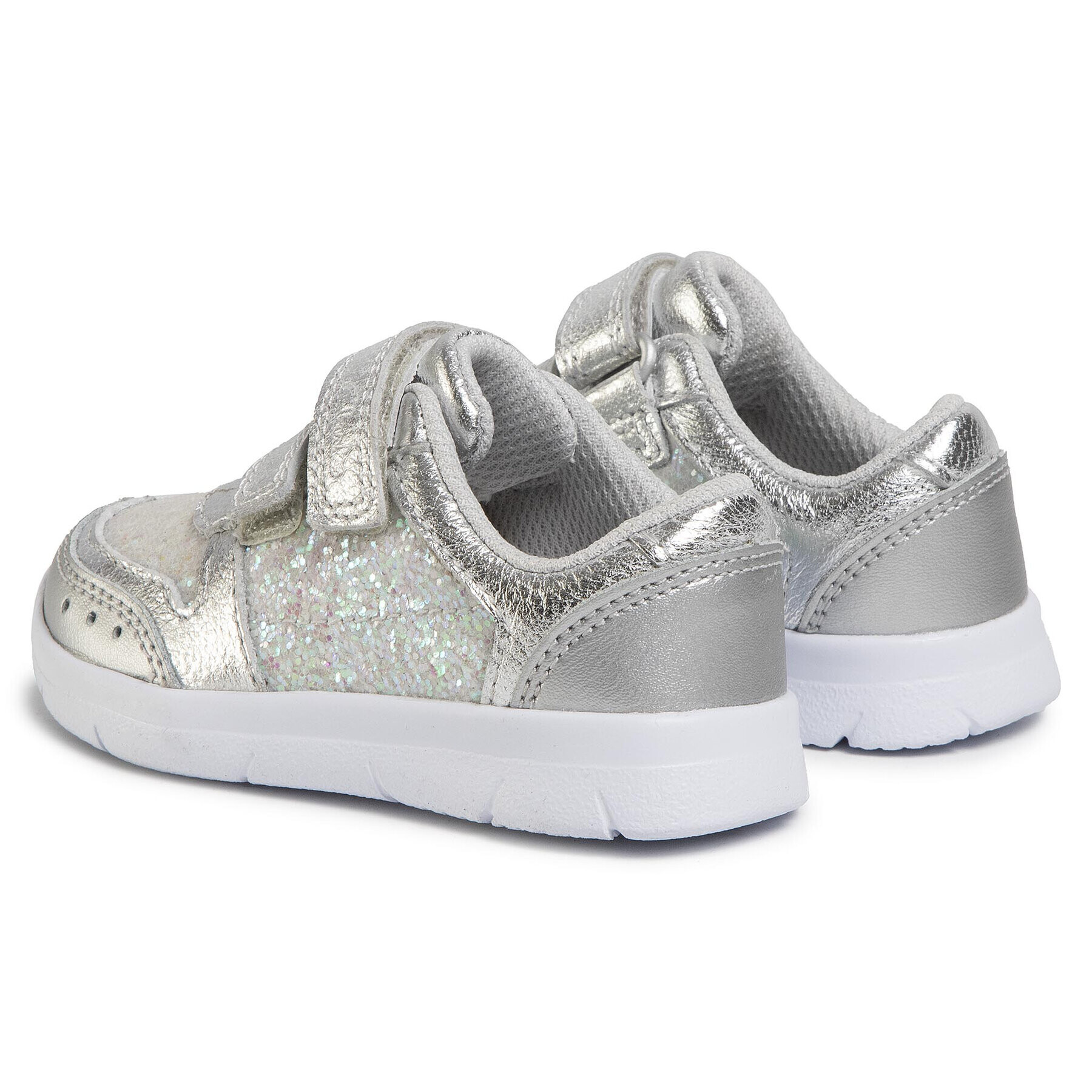 Clarks Сникърси Ath Sonar T 261496486 Сребрист - Pepit.bg