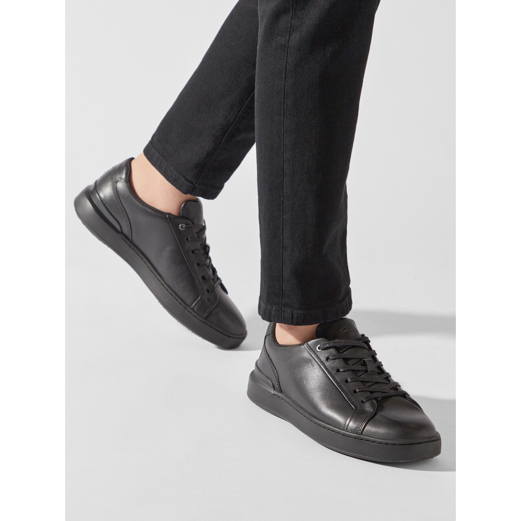 Clarks Сникърси CourtLite Move 261723957 Черен - Pepit.bg