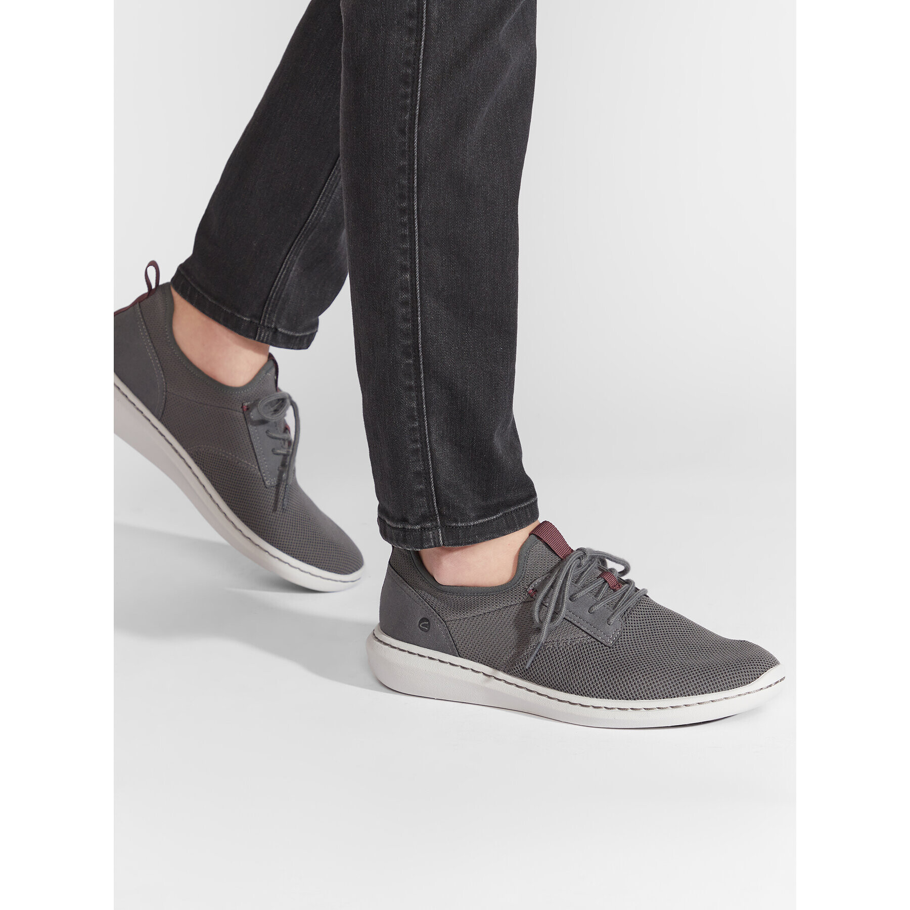 Clarks Сникърси Step Urban Low 261628847 Сив - Pepit.bg