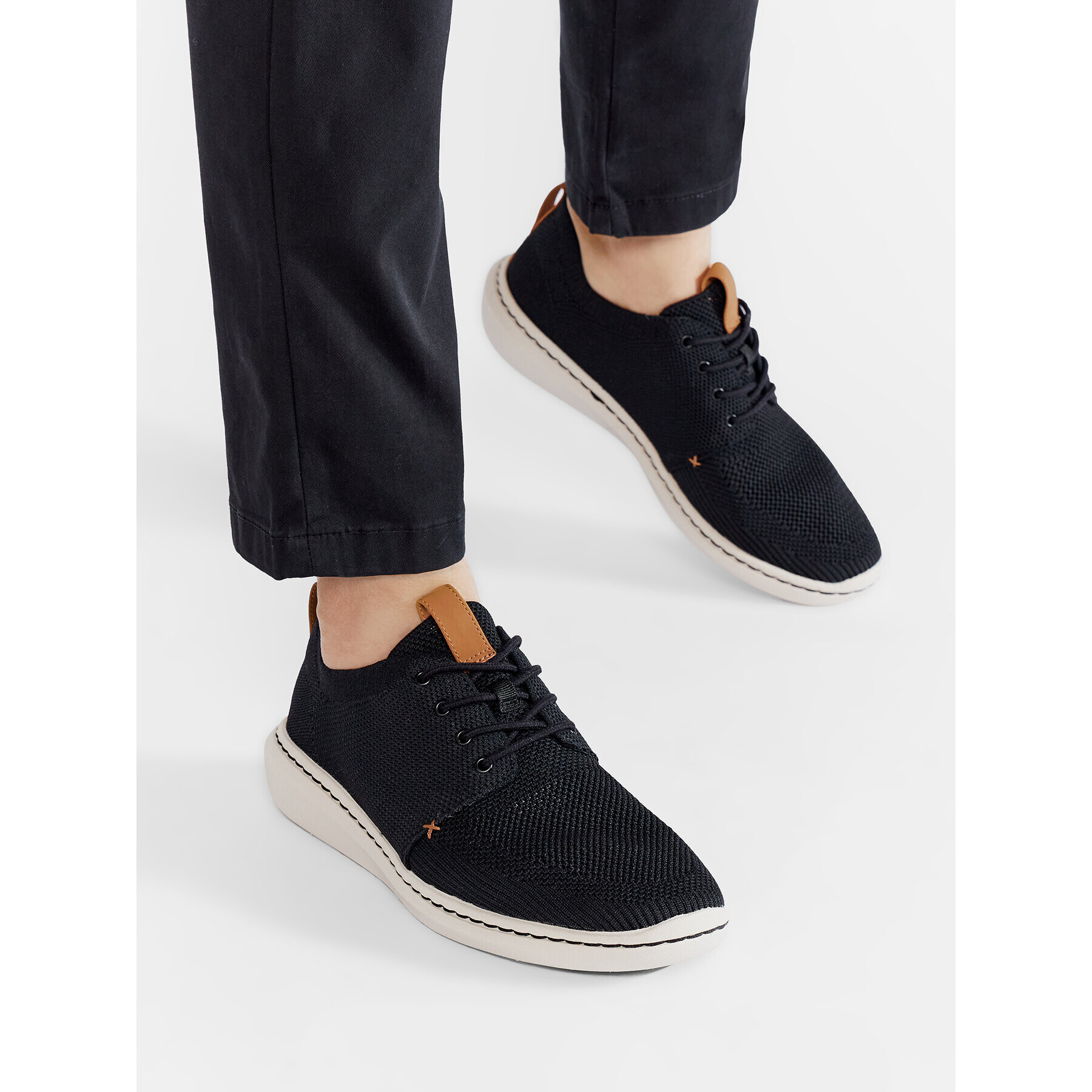 Clarks Сникърси Step Urban Mix 261381787 Черен - Pepit.bg
