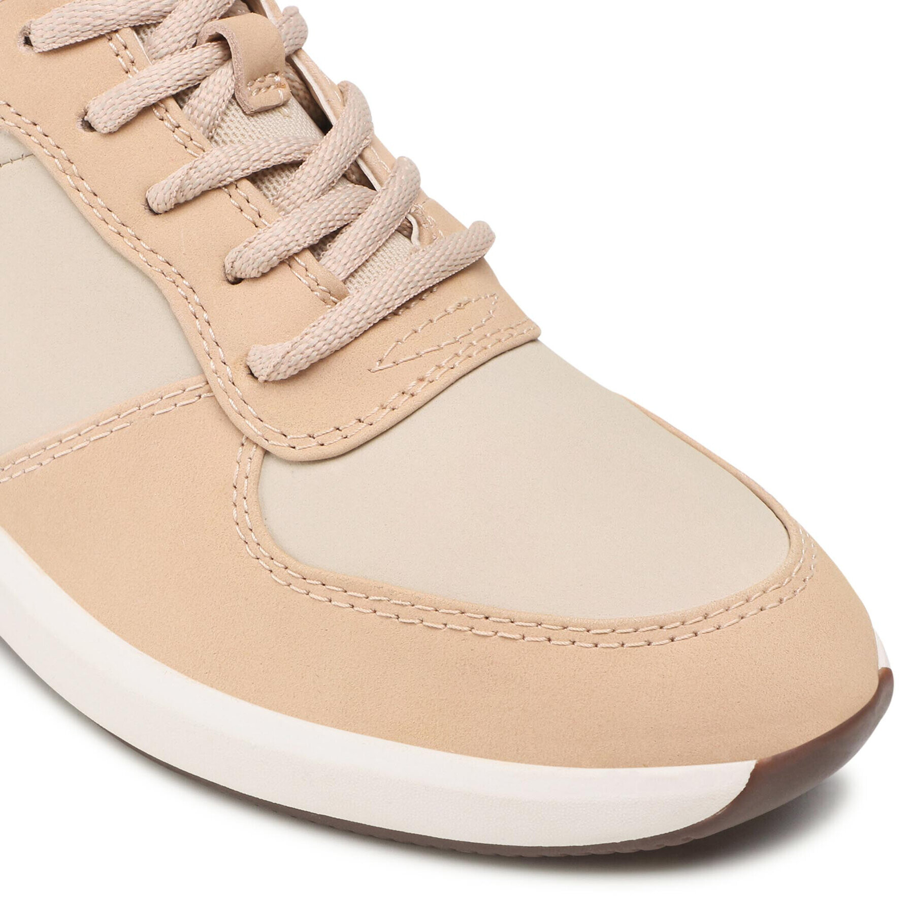 Clarks Сникърси Un Rio Sprint 261643254 Бежов - Pepit.bg