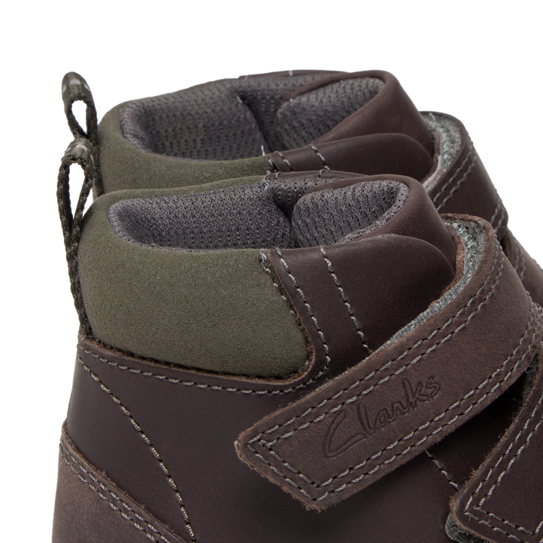 Clarks Зимни обувки Heath Strap K 261692697 Кафяв - Pepit.bg