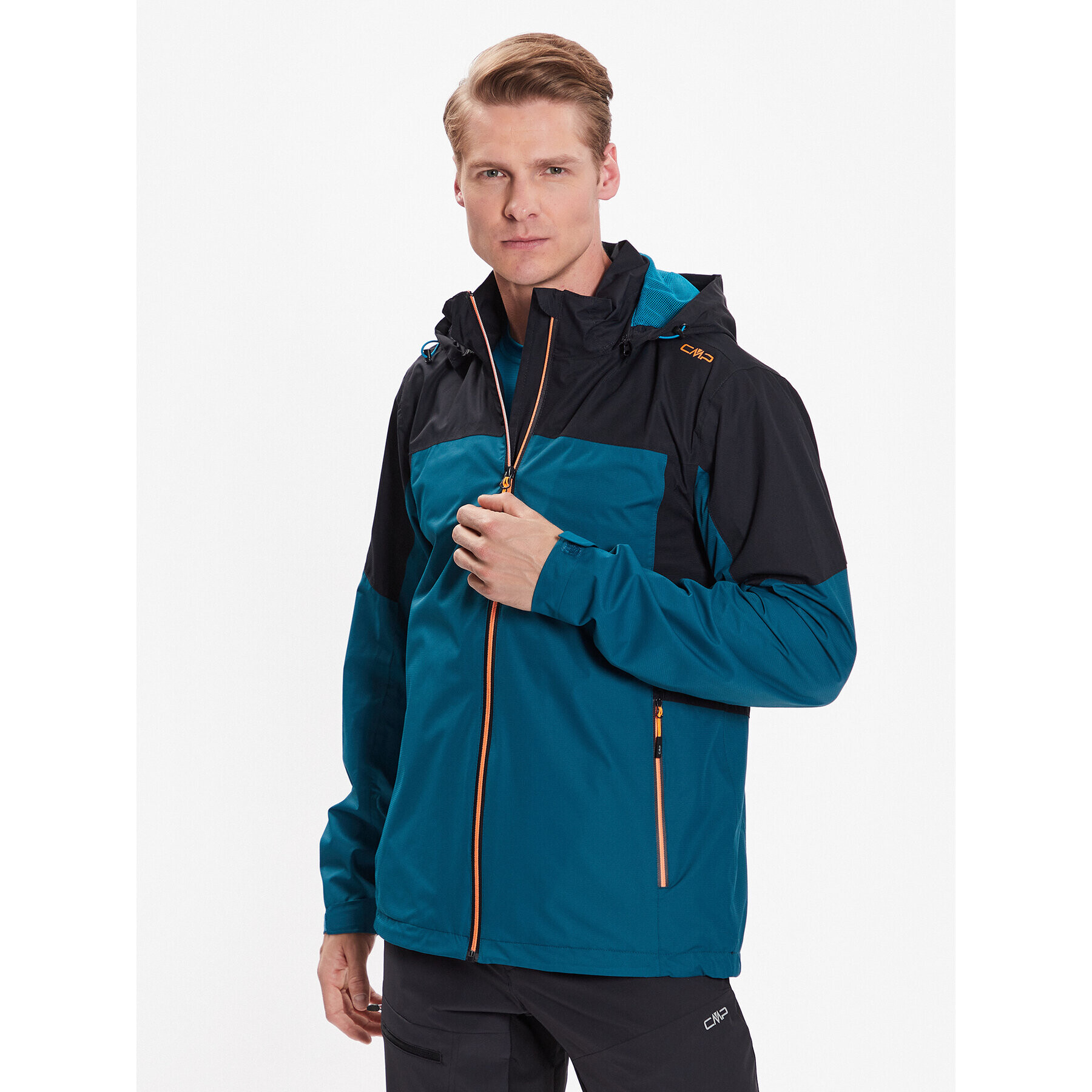 CMP Outdoor яке 33Z5057 Син Regular Fit - Pepit.bg