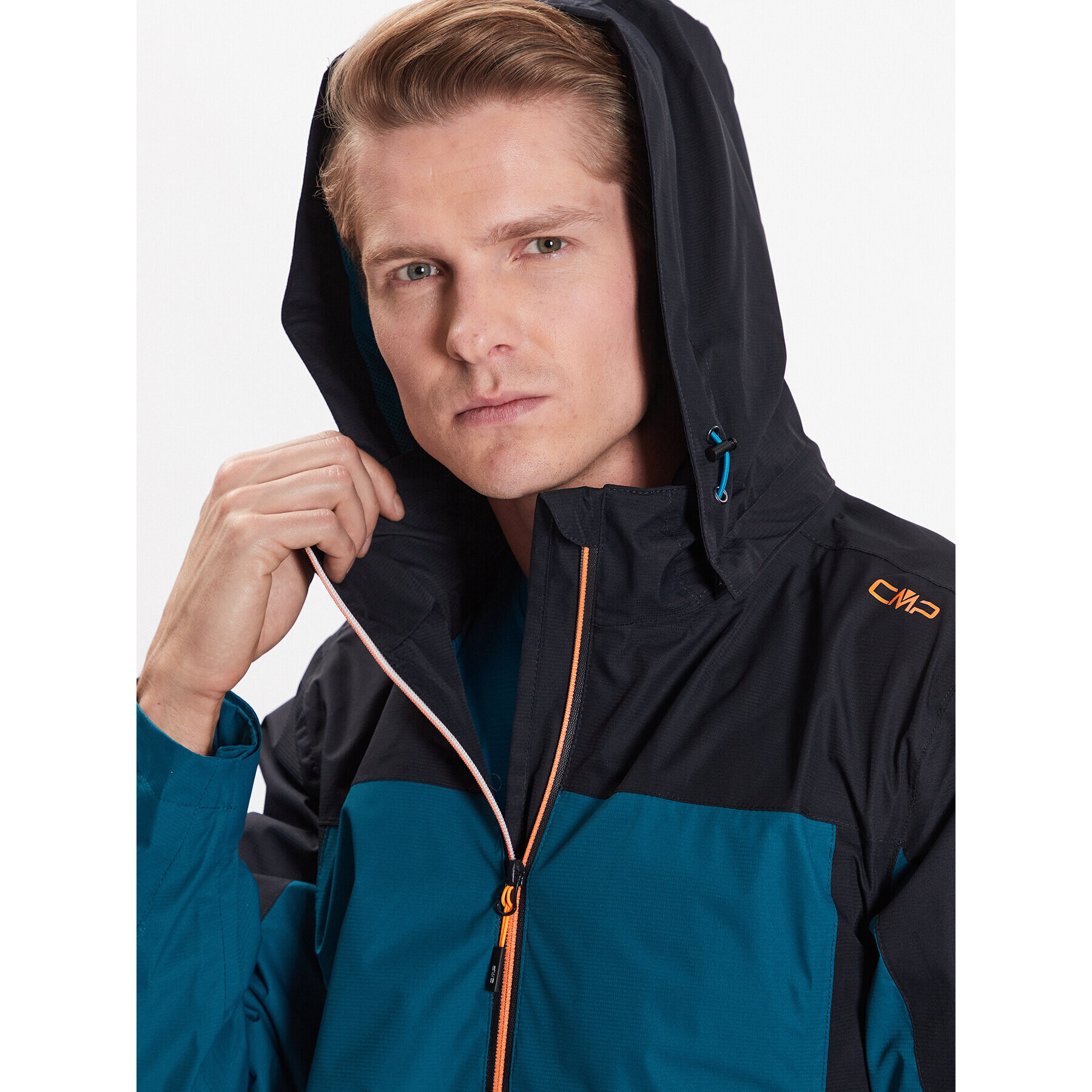 CMP Outdoor яке 33Z5057 Син Regular Fit - Pepit.bg