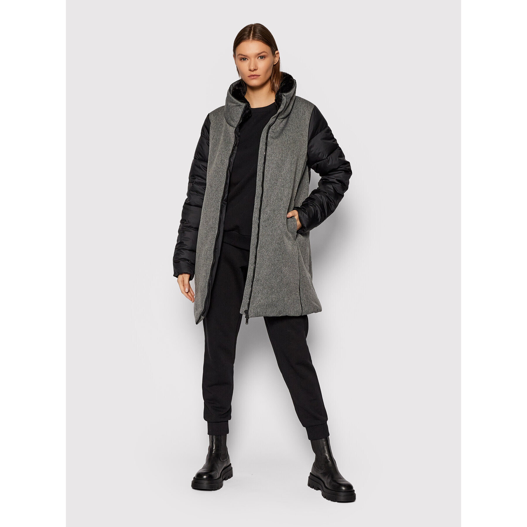 CMP Пухено яке 31K3066 Черен Regular Fit - Pepit.bg