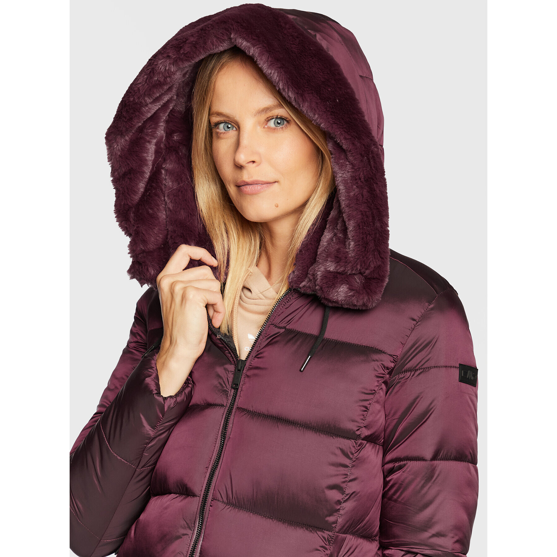 CMP Пухено яке 32K3086F Бордо Regular Fit - Pepit.bg