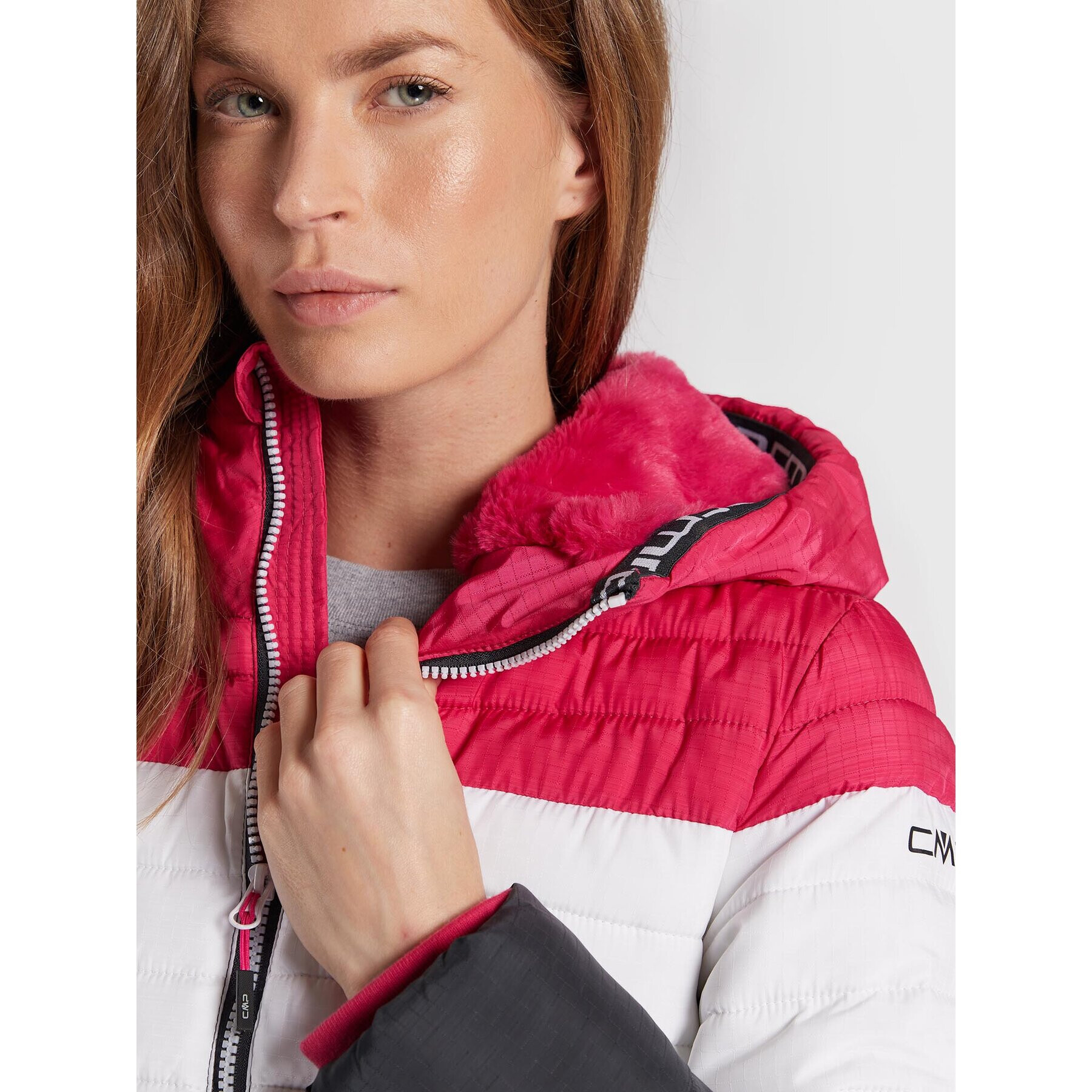 CMP Пухено яке 32Z4176 Сив Relaxed Fit - Pepit.bg