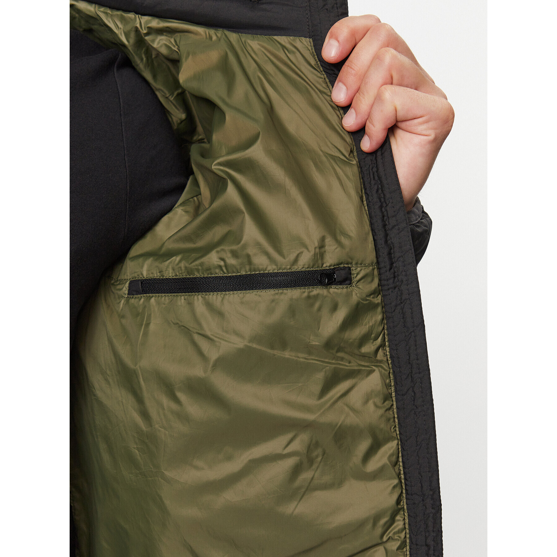 CMP Пухено яке 33K1597M Черен Regular Fit - Pepit.bg