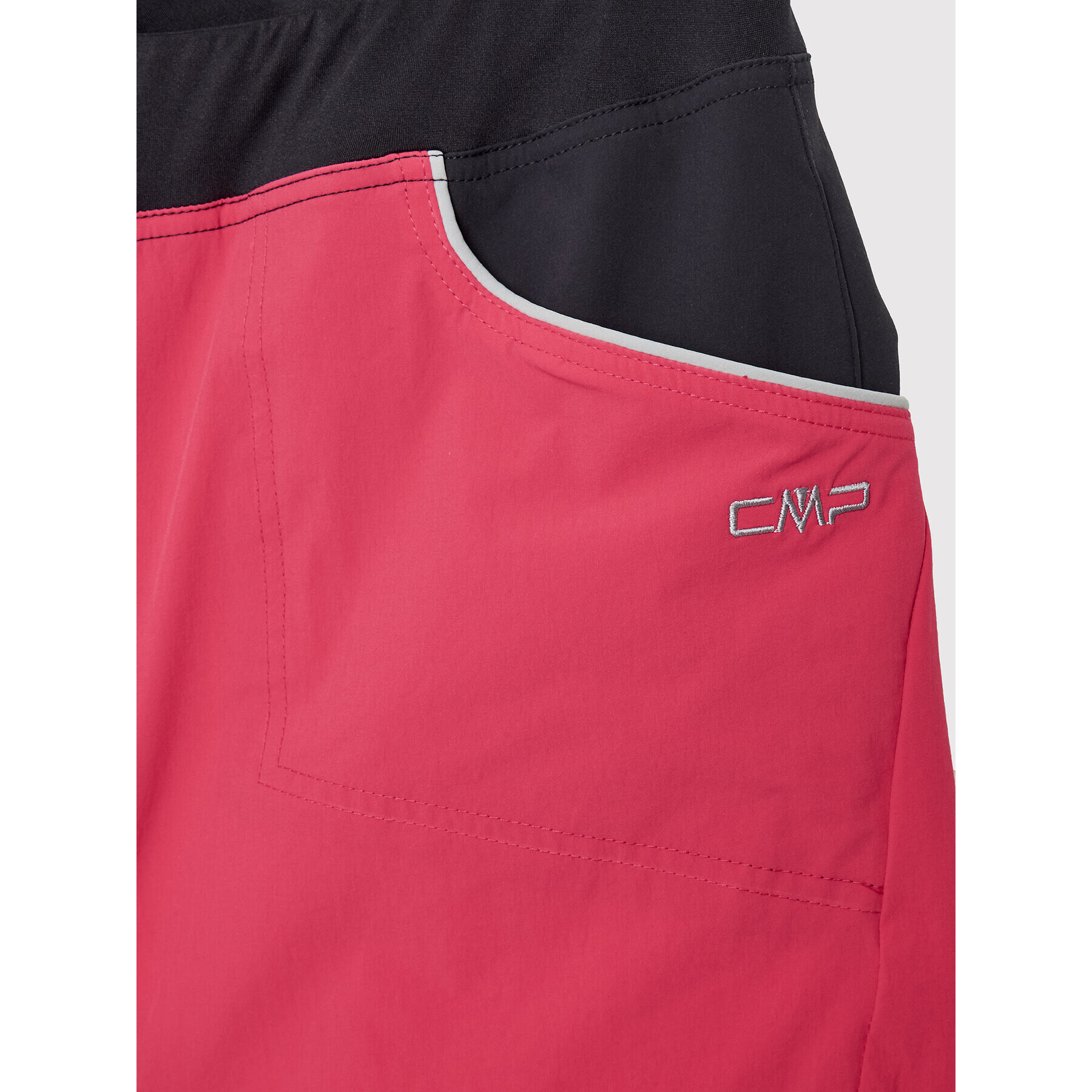 CMP Спортни шорти 32T5415 Розов Close Fit - Pepit.bg