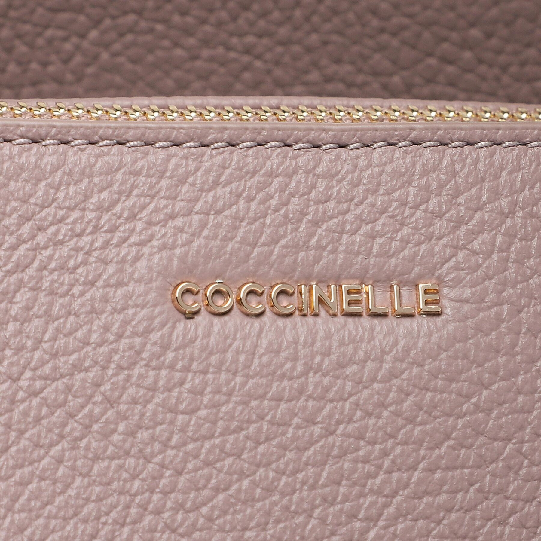 Coccinelle Дамска чанта M60 Lea E1 M60 18 02 01 Виолетов - Pepit.bg