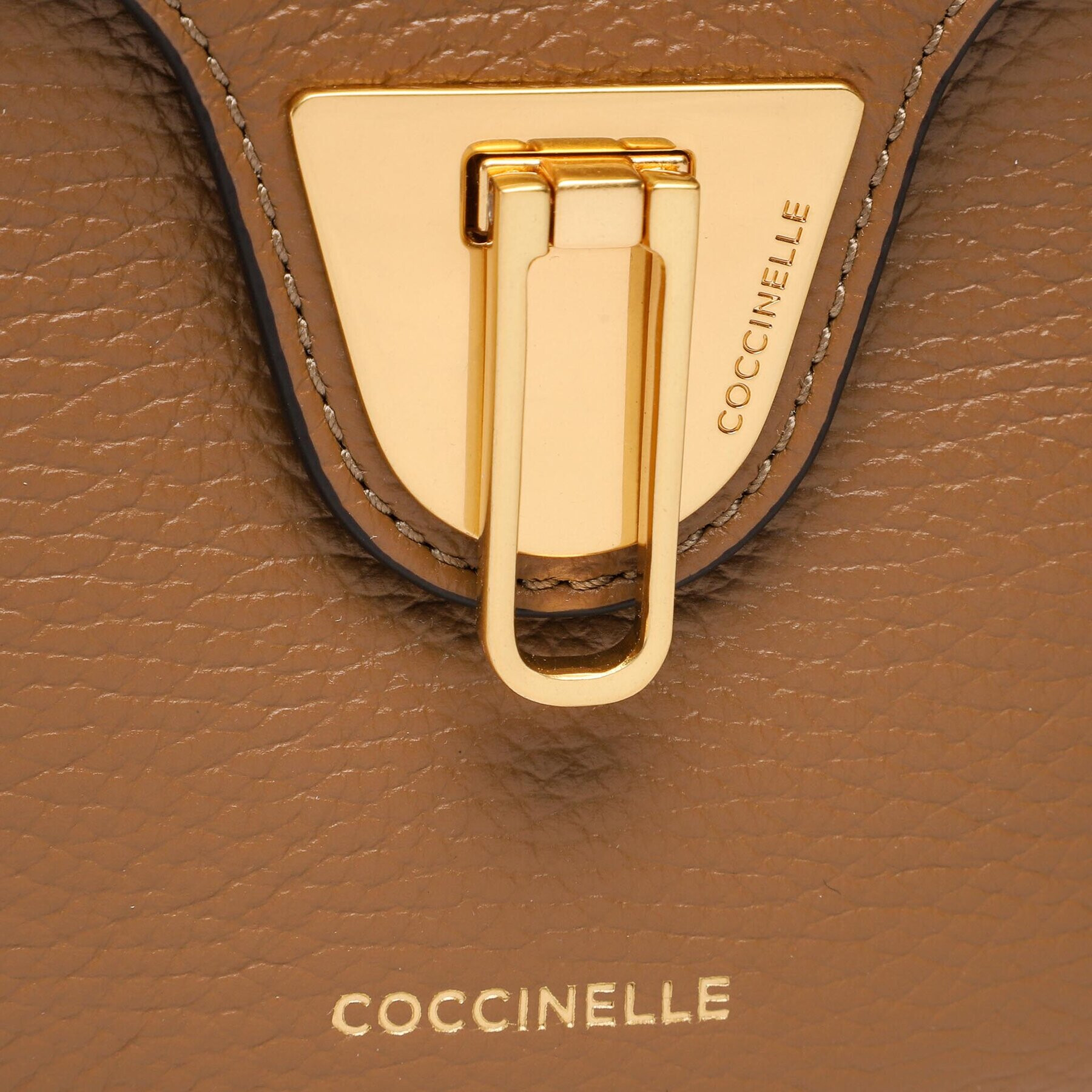 Coccinelle Дамска чанта MF6 Beat Sof E1 MF6 15 01 01 Кафяв - Pepit.bg