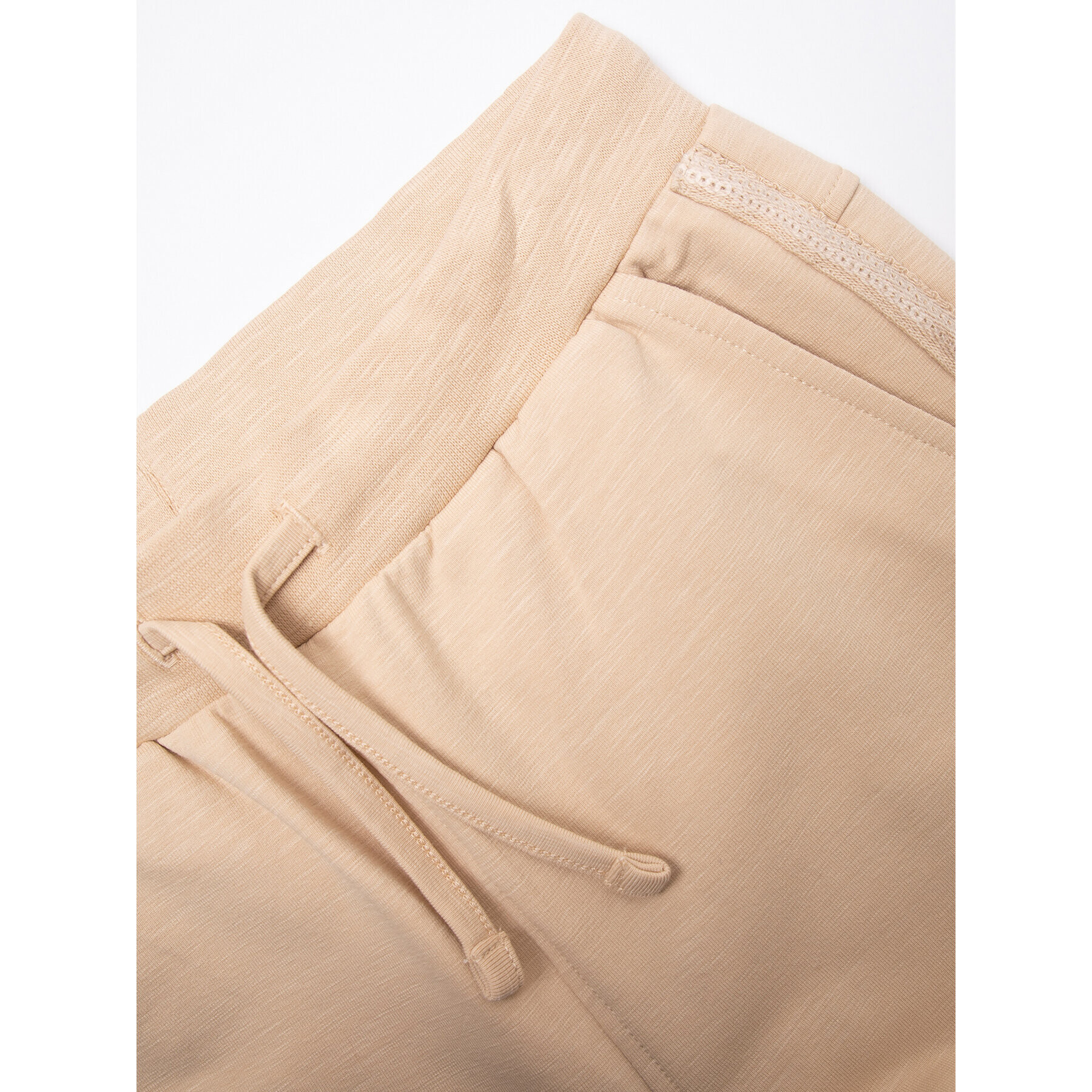 Coccodrillo Долнище анцуг WC2120101GRO Бежов Regular Fit - Pepit.bg