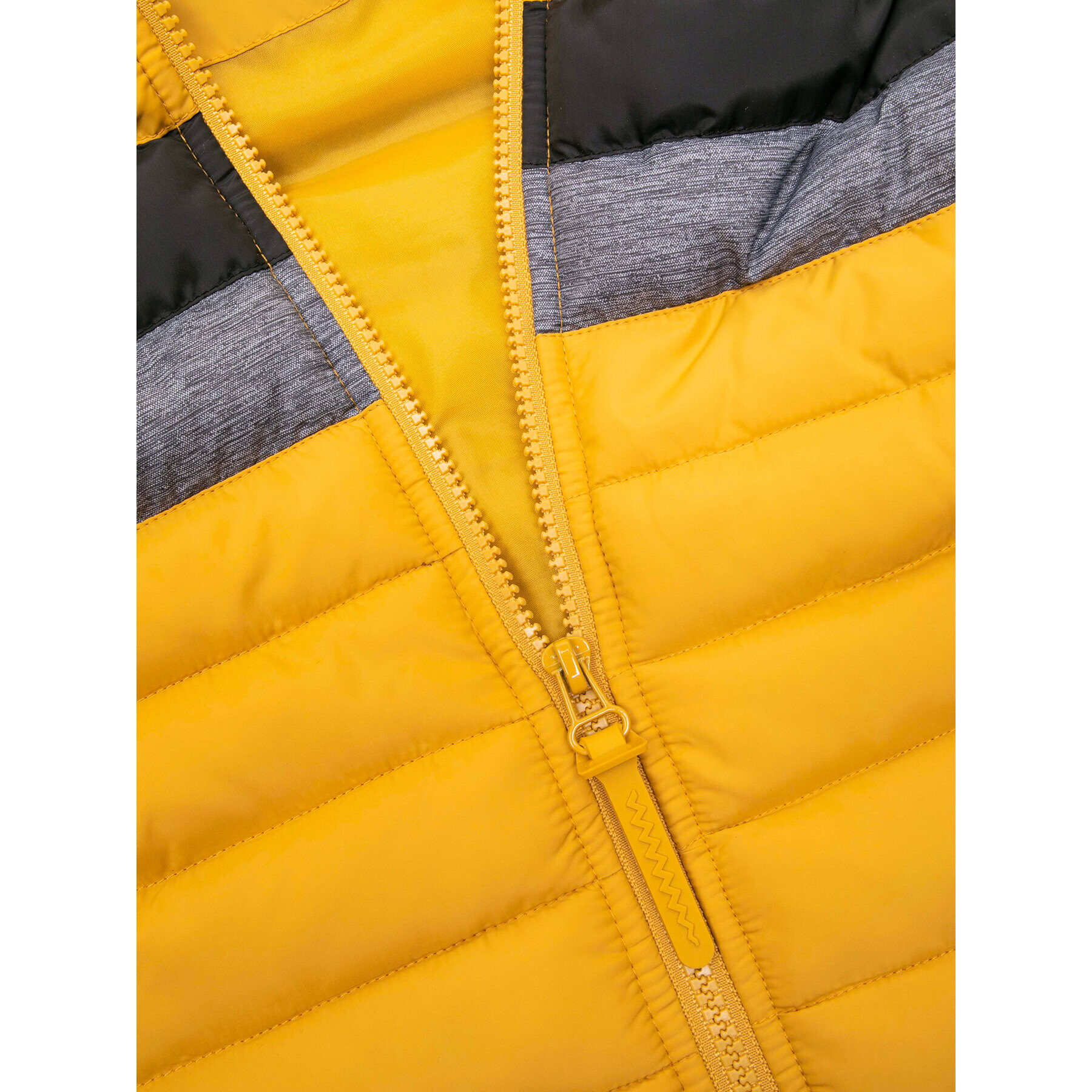 Coccodrillo Пухено яке ZC2152702OBJ Жълт Regular Fit - Pepit.bg