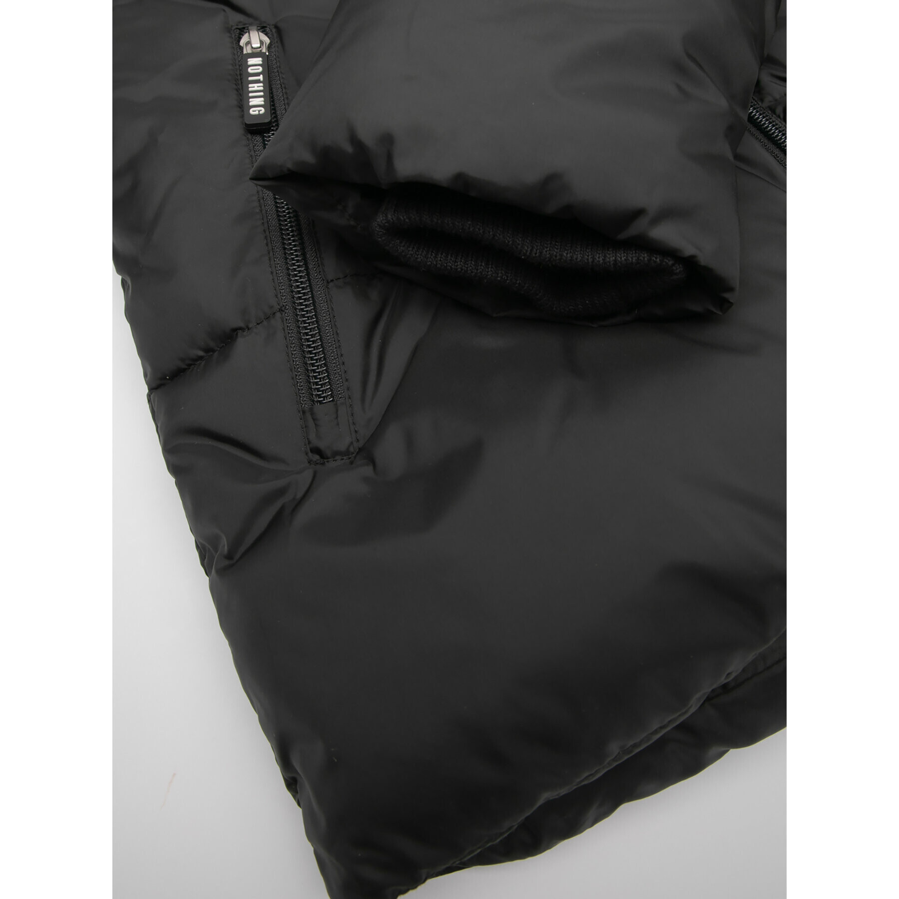 Coccodrillo Пухено яке ZC2152101OBJ Черен Regular Fit - Pepit.bg