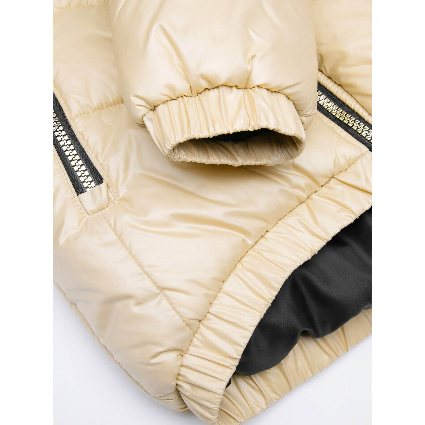 Coccodrillo Пухено яке ZC2152102OGJ Бежов Regular Fit - Pepit.bg