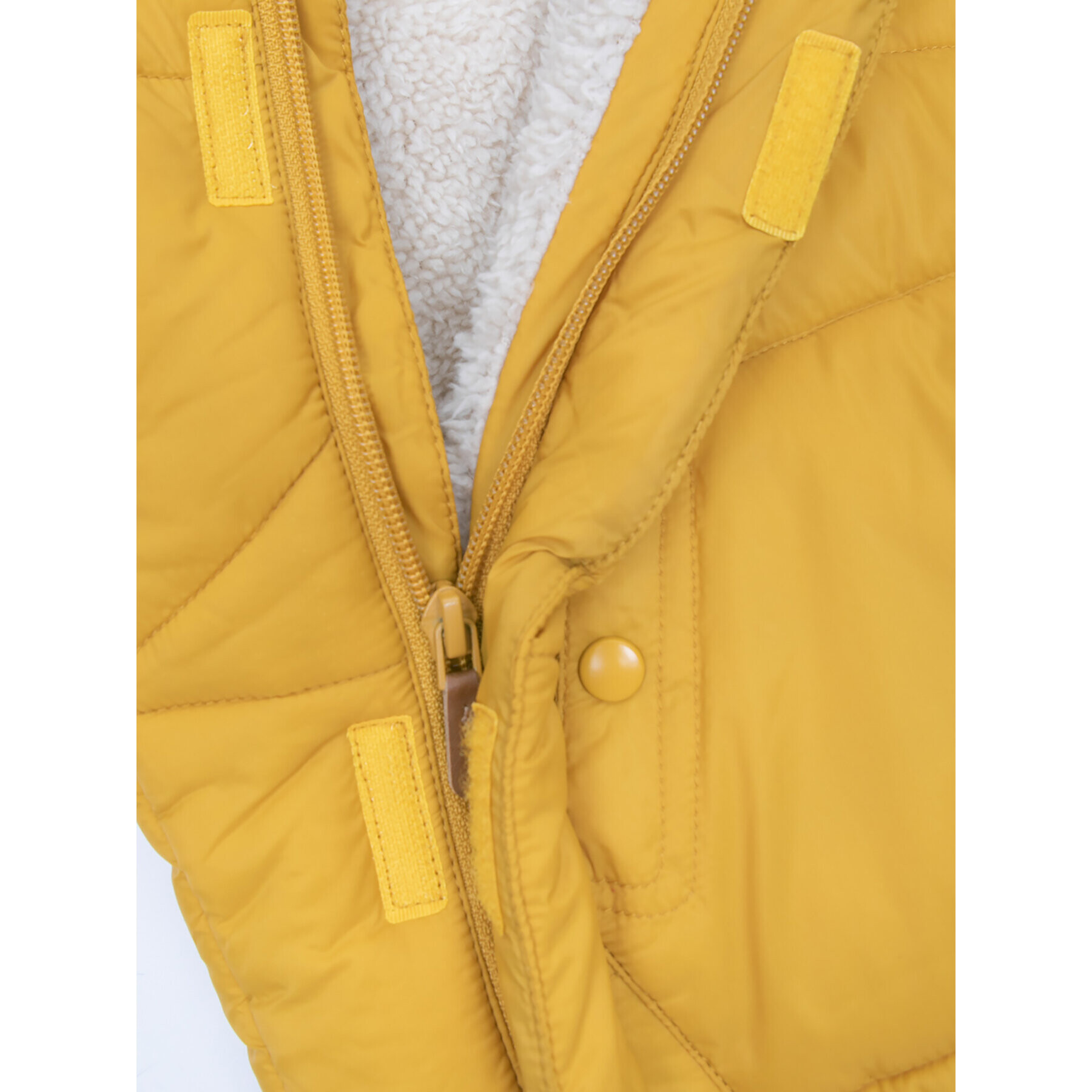 Coccodrillo Пухено яке ZC2152103OBN Жълт Regular Fit - Pepit.bg