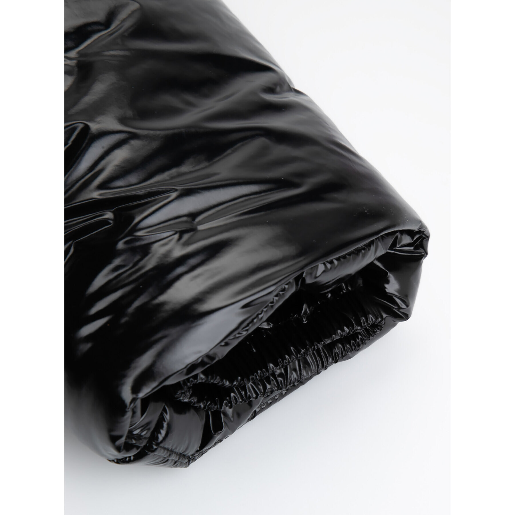 Coccodrillo Пухено яке ZC3152107OGK Черен Regular Fit - Pepit.bg
