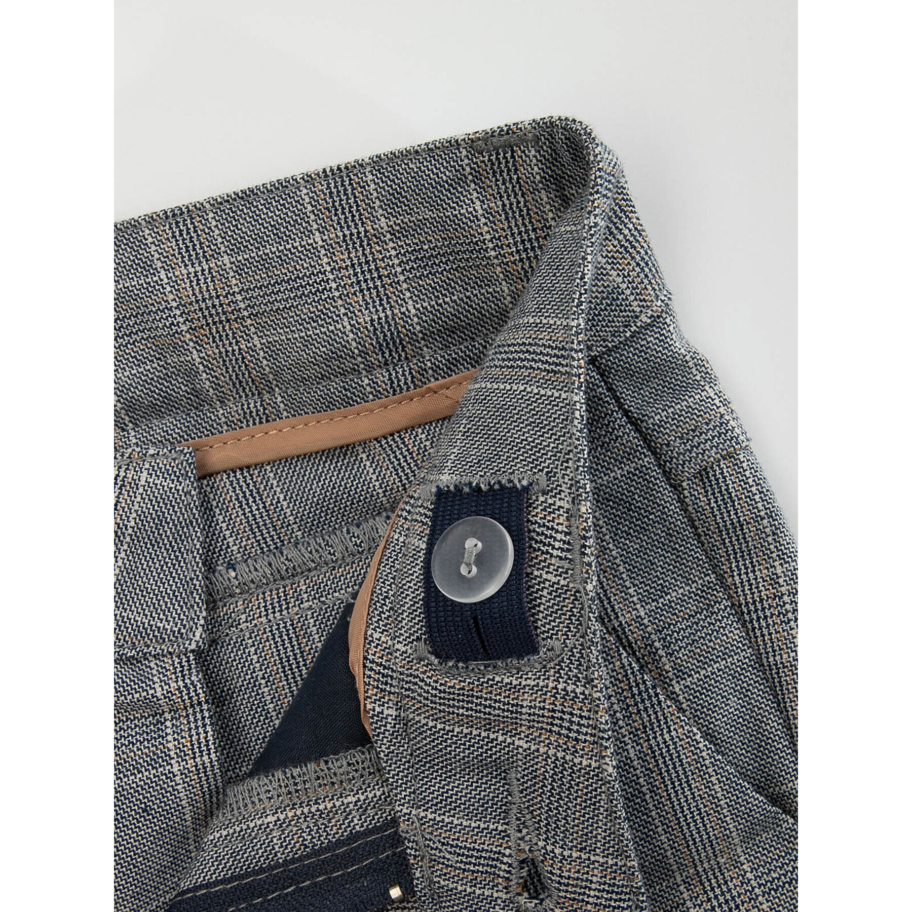 Coccodrillo Шорти от плат WC3119503EBB Сив Regular Fit - Pepit.bg