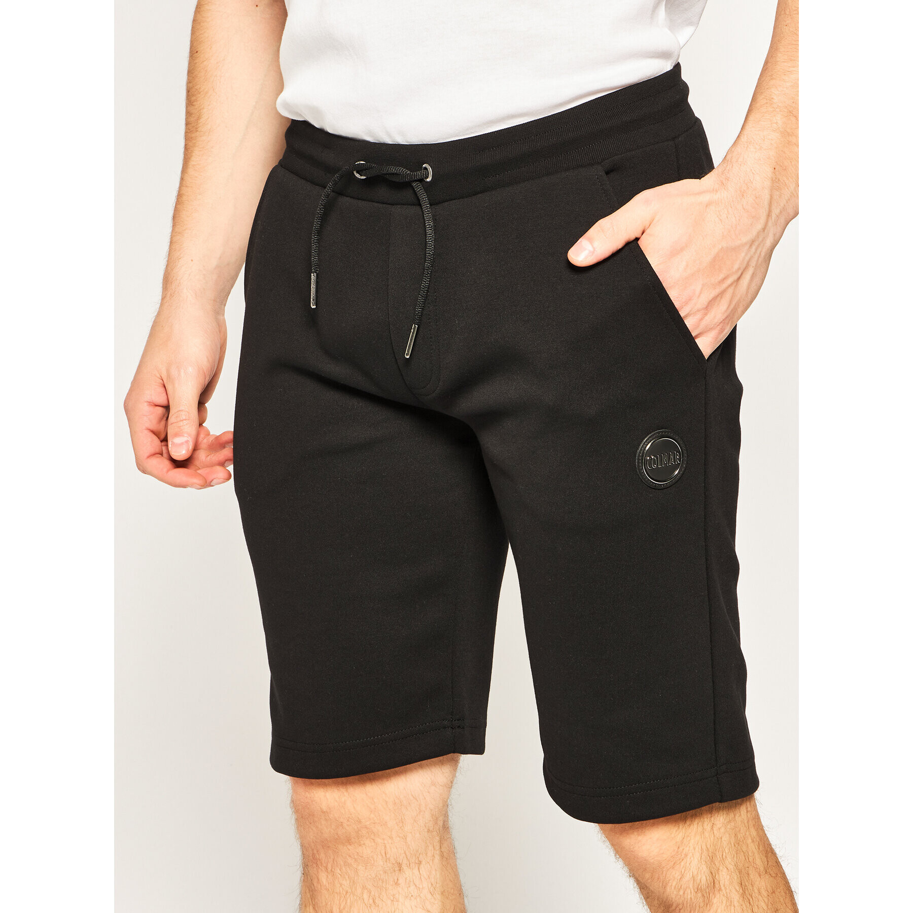 Colmar Спортни шорти Locker 8226 7SG Черен Regular Fit - Pepit.bg
