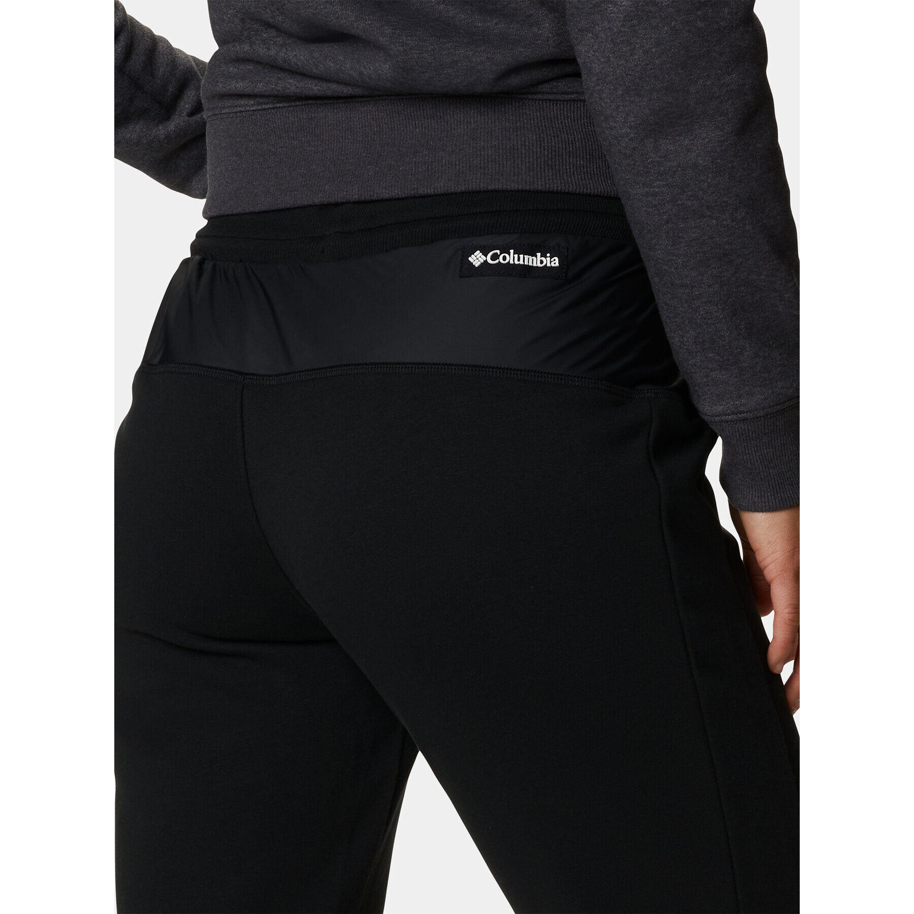 Columbia Долнище анцуг Lodge™ Knit Jogger Черен Regular Fit - Pepit.bg