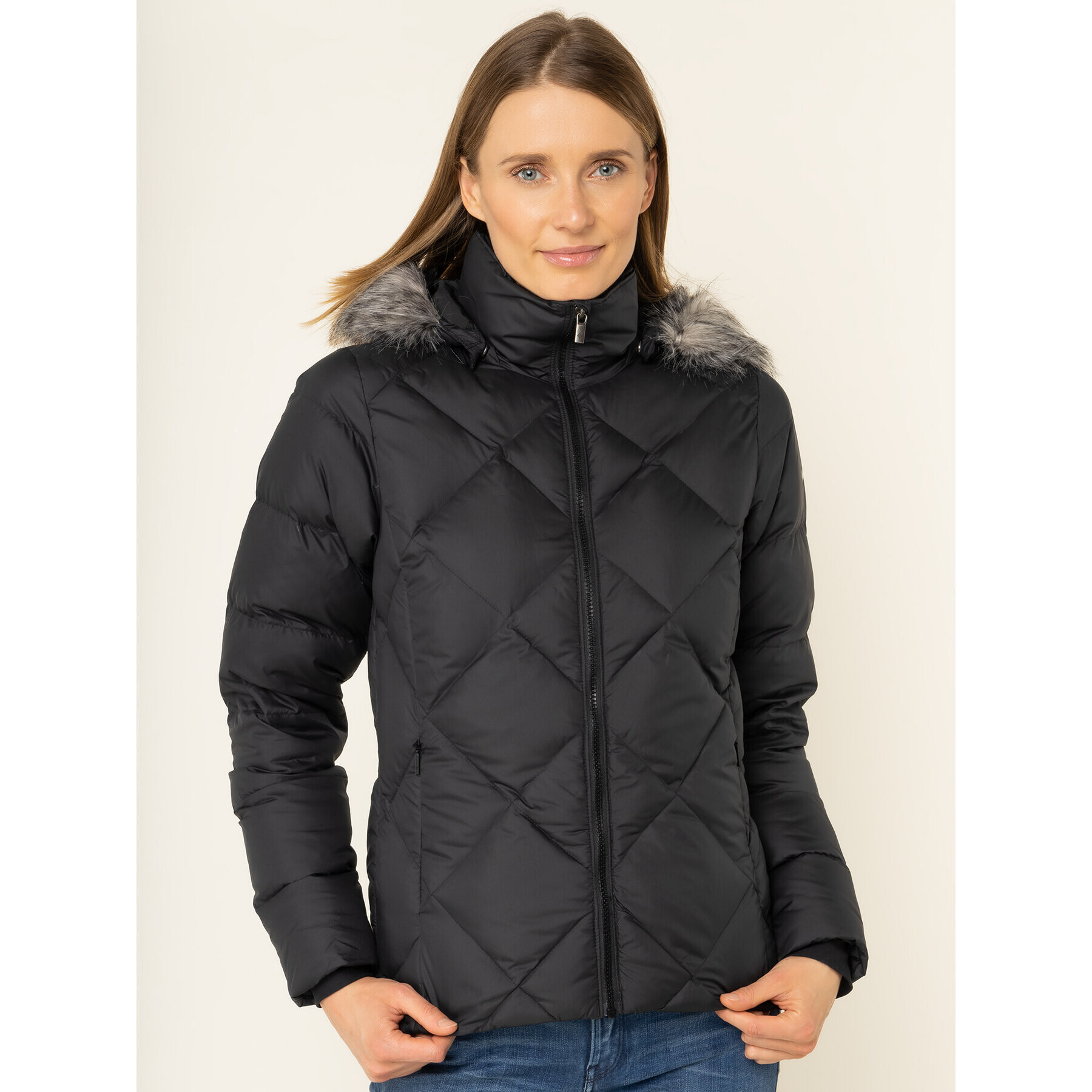 Columbia Пухено яке Icy Heights 1821523 Черен Regular Fit - Pepit.bg