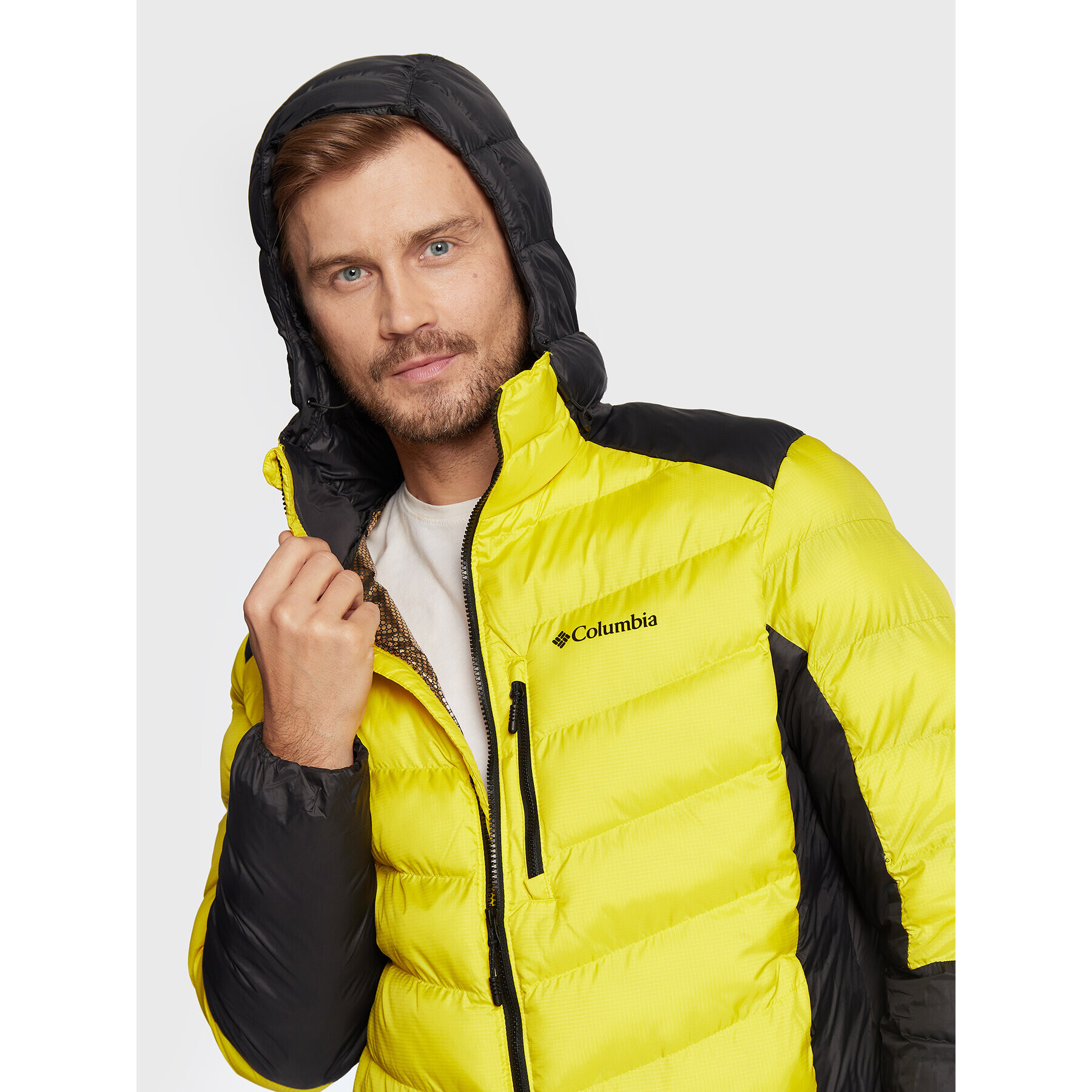 Columbia Пухено яке Labyrinth Loop™ 1957343 Жълт Regular Fit - Pepit.bg