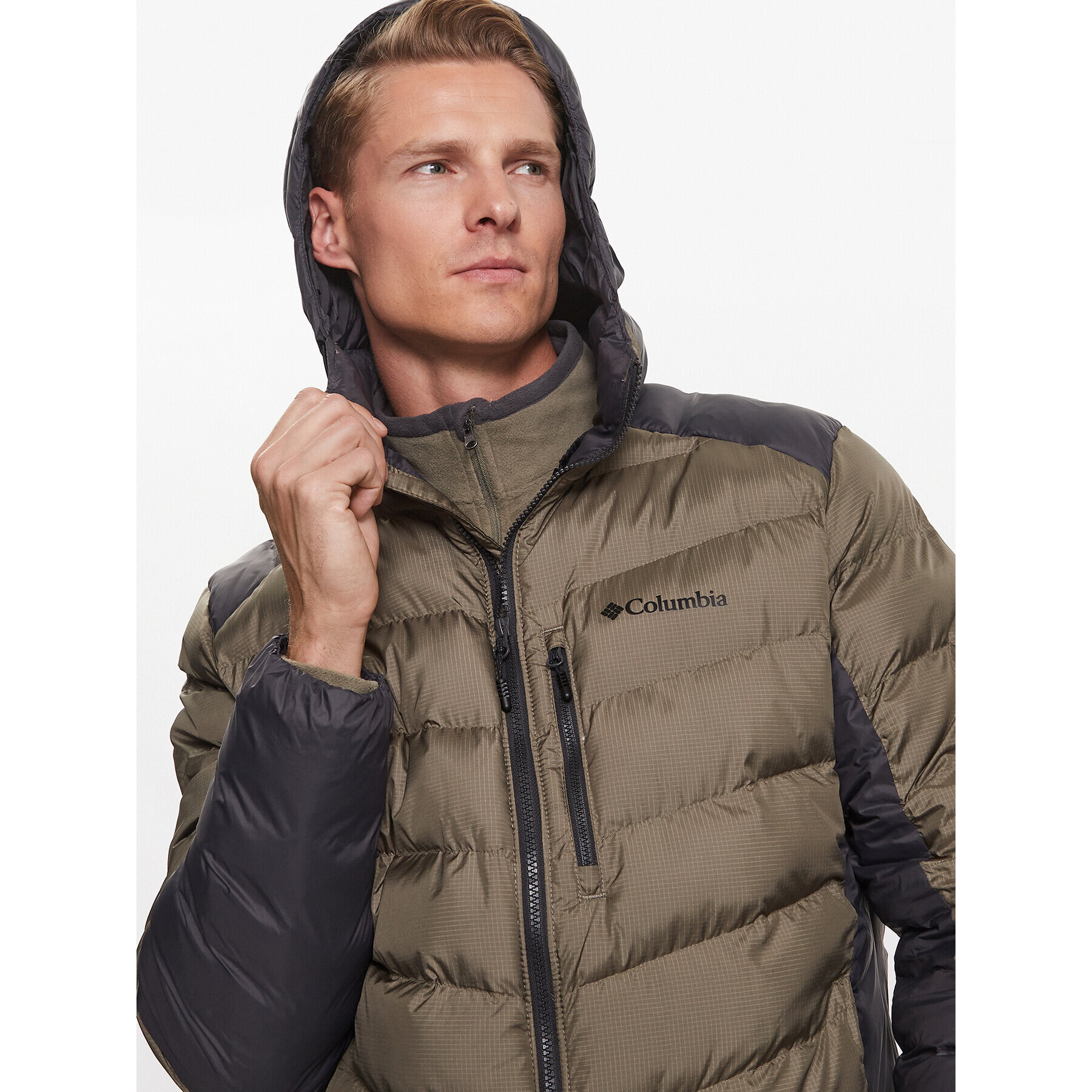 Columbia Пухено яке Labyrinth Loop™ Hooded Jacket Зелен Regular Fit - Pepit.bg