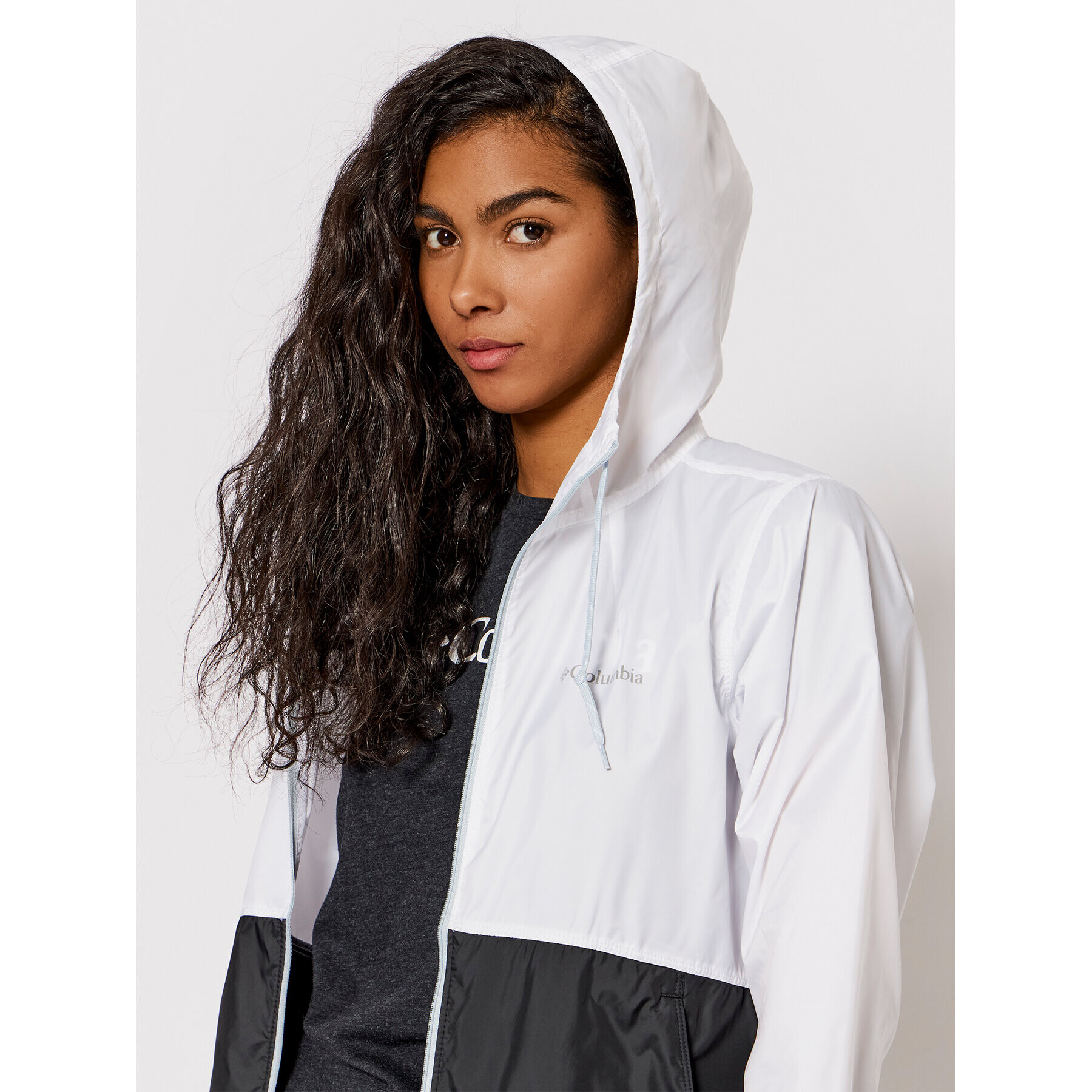 Columbia Ветровка Flash Forward 1585911 Бял Regular Fit - Pepit.bg