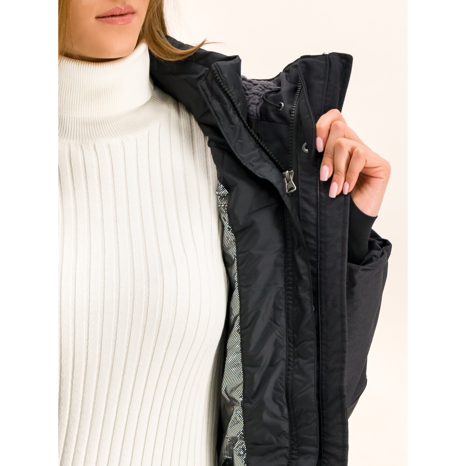 Columbia Зимно яке Carson Pass 1737241 Сив Regular Fit - Pepit.bg