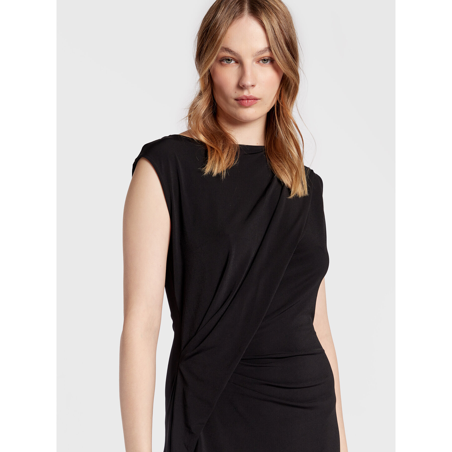 Comma Коктейлна рокля 2121924 Черен Slim Fit - Pepit.bg