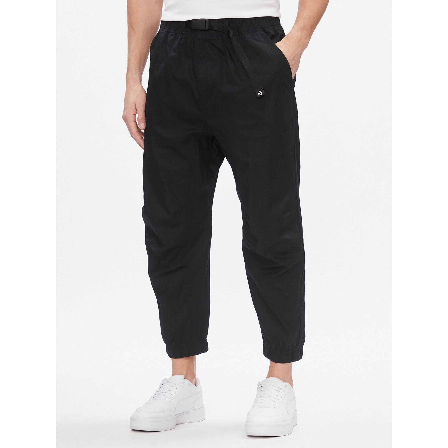 Converse Долнище анцуг Elevated Woven Jogger 10024604-A01 Черен Regular Fit - Pepit.bg