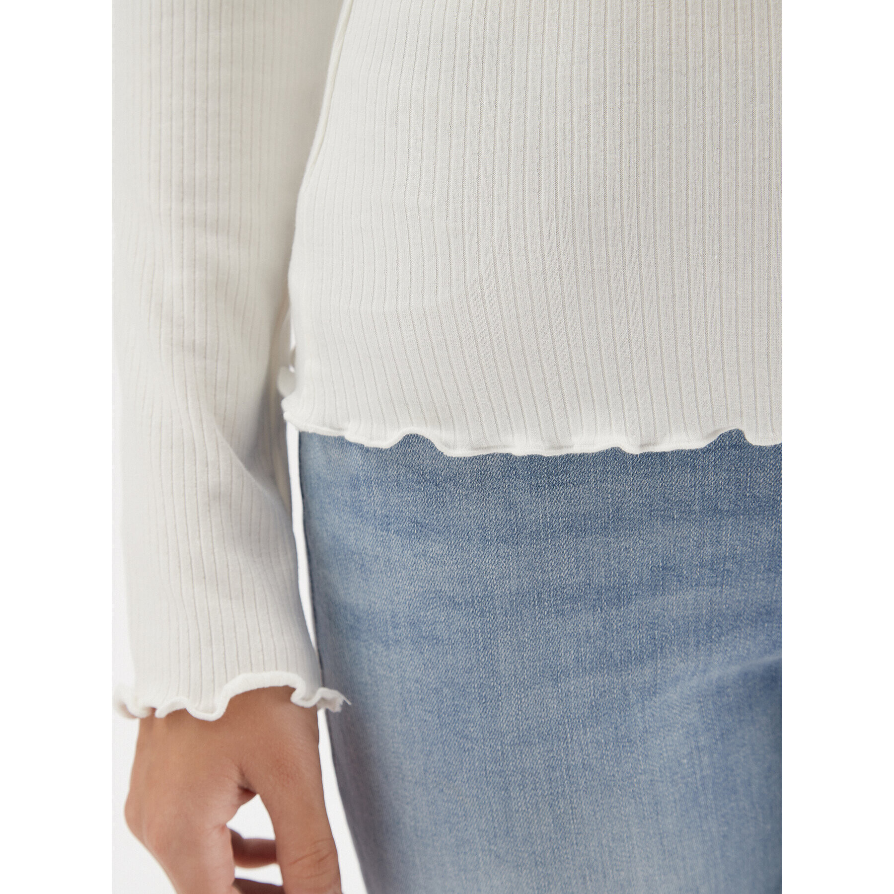 Cream Блуза CRRibba 10611073 Бял Feminine Fit - Pepit.bg