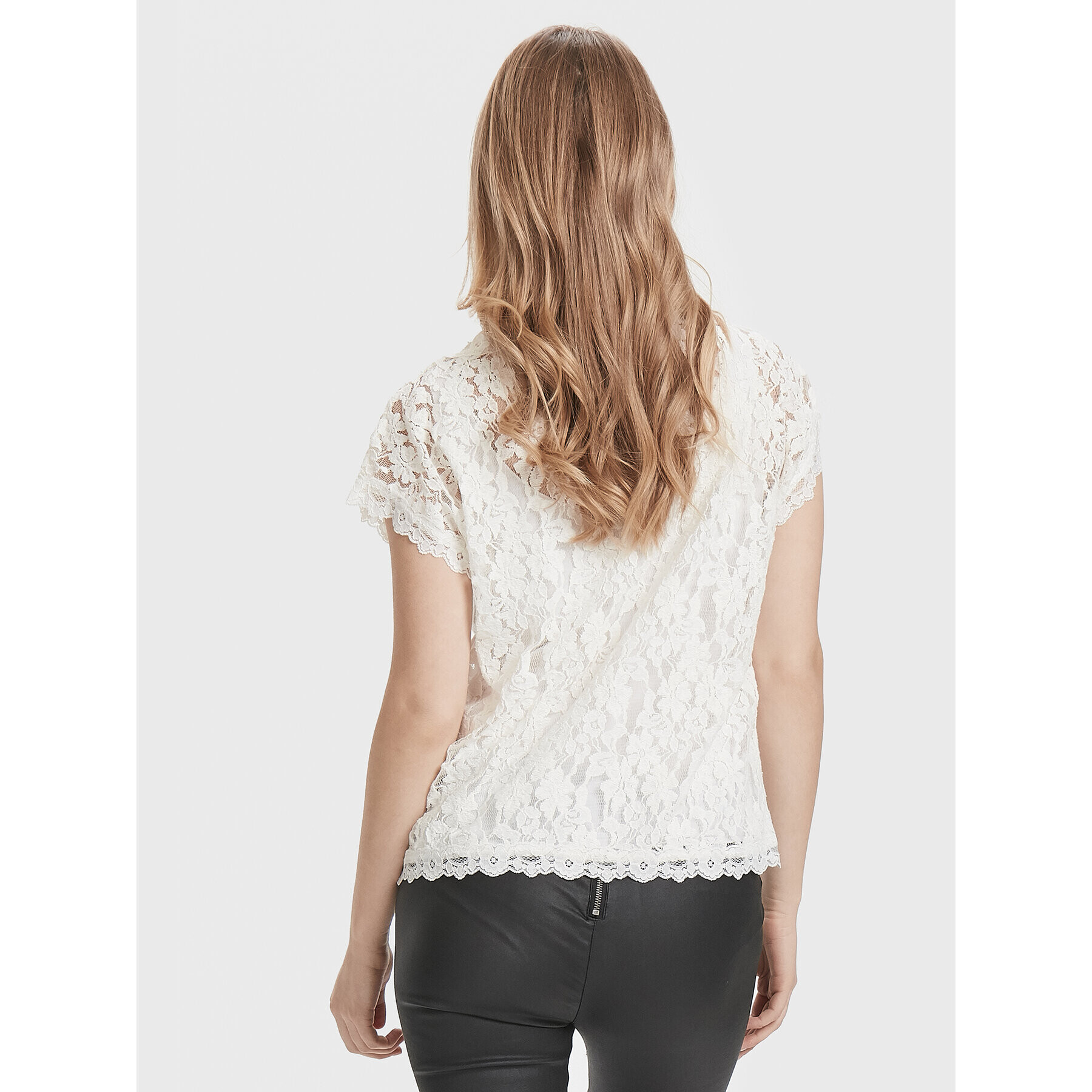 Cream Блуза Vivi 10604513 Бежов Regular Fit - Pepit.bg