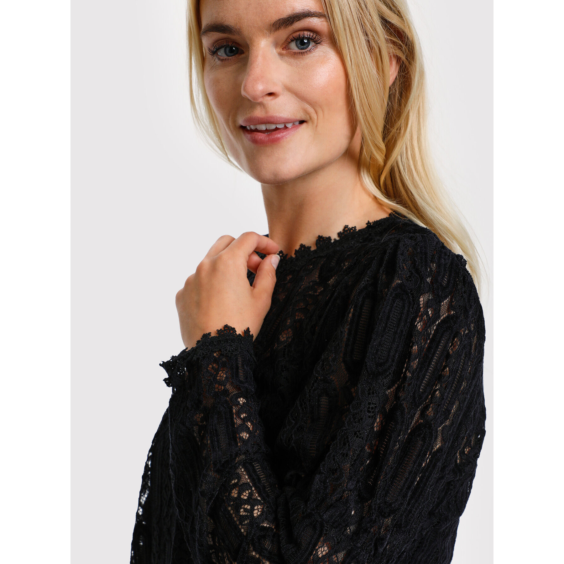 Cream Блуза Vivi 10606994 Черен Straight Fit - Pepit.bg