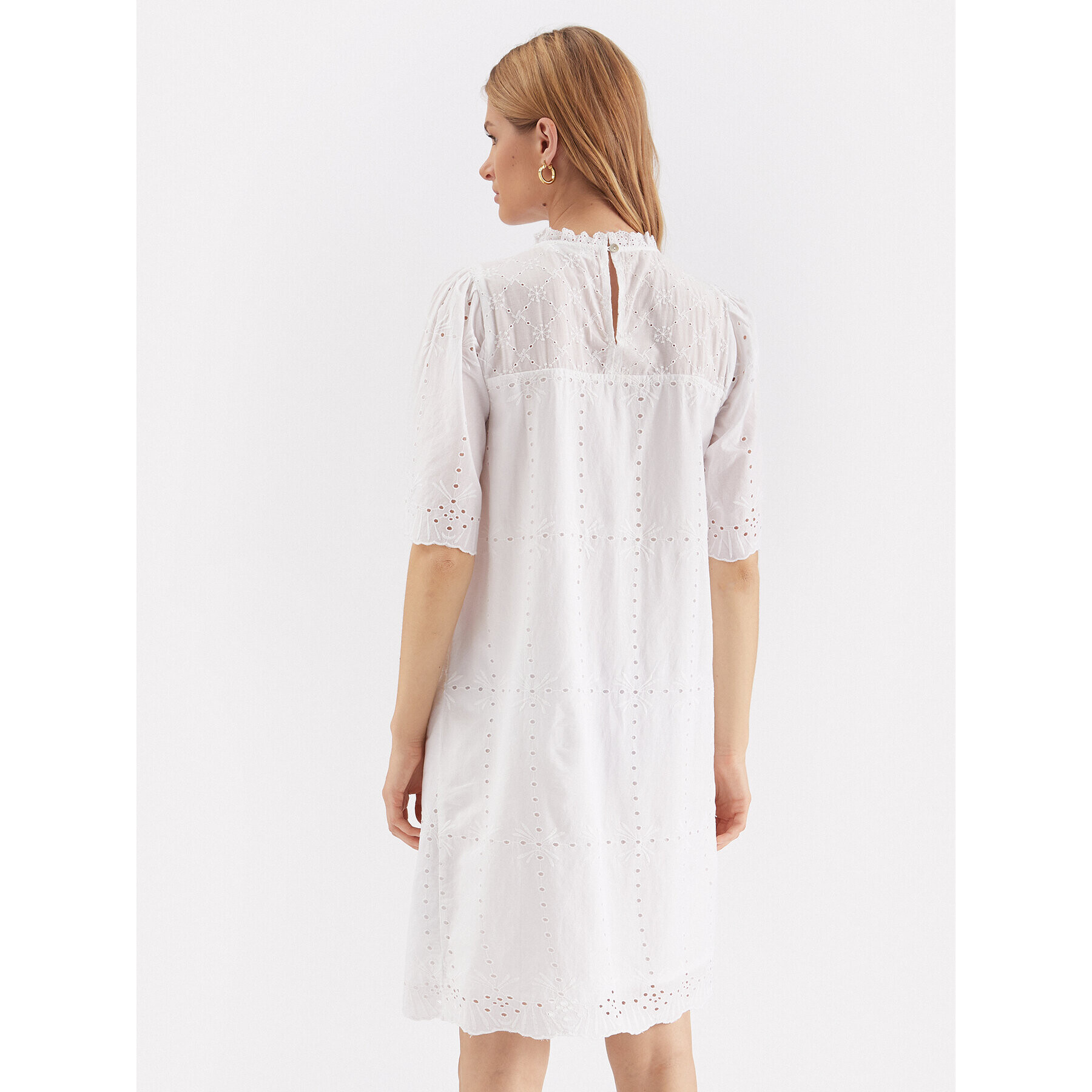 Cream Ежедневна рокля Moccamia 10611191 Бял Regular Fit - Pepit.bg