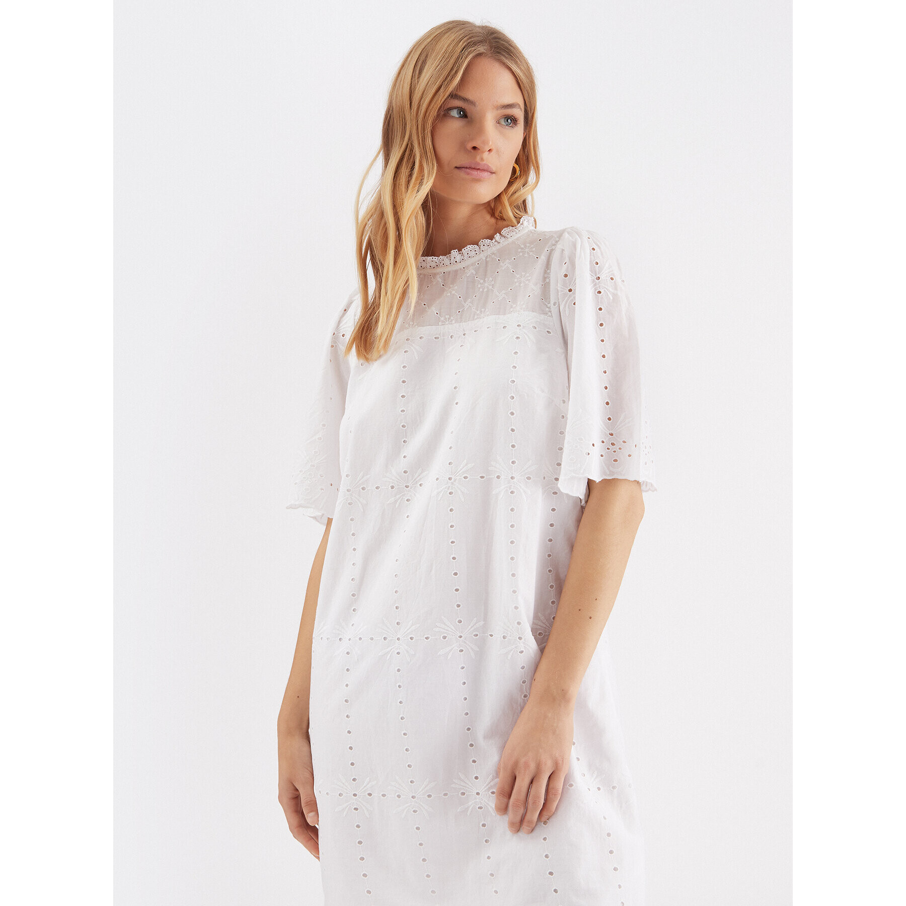 Cream Ежедневна рокля Moccamia 10611191 Бял Regular Fit - Pepit.bg