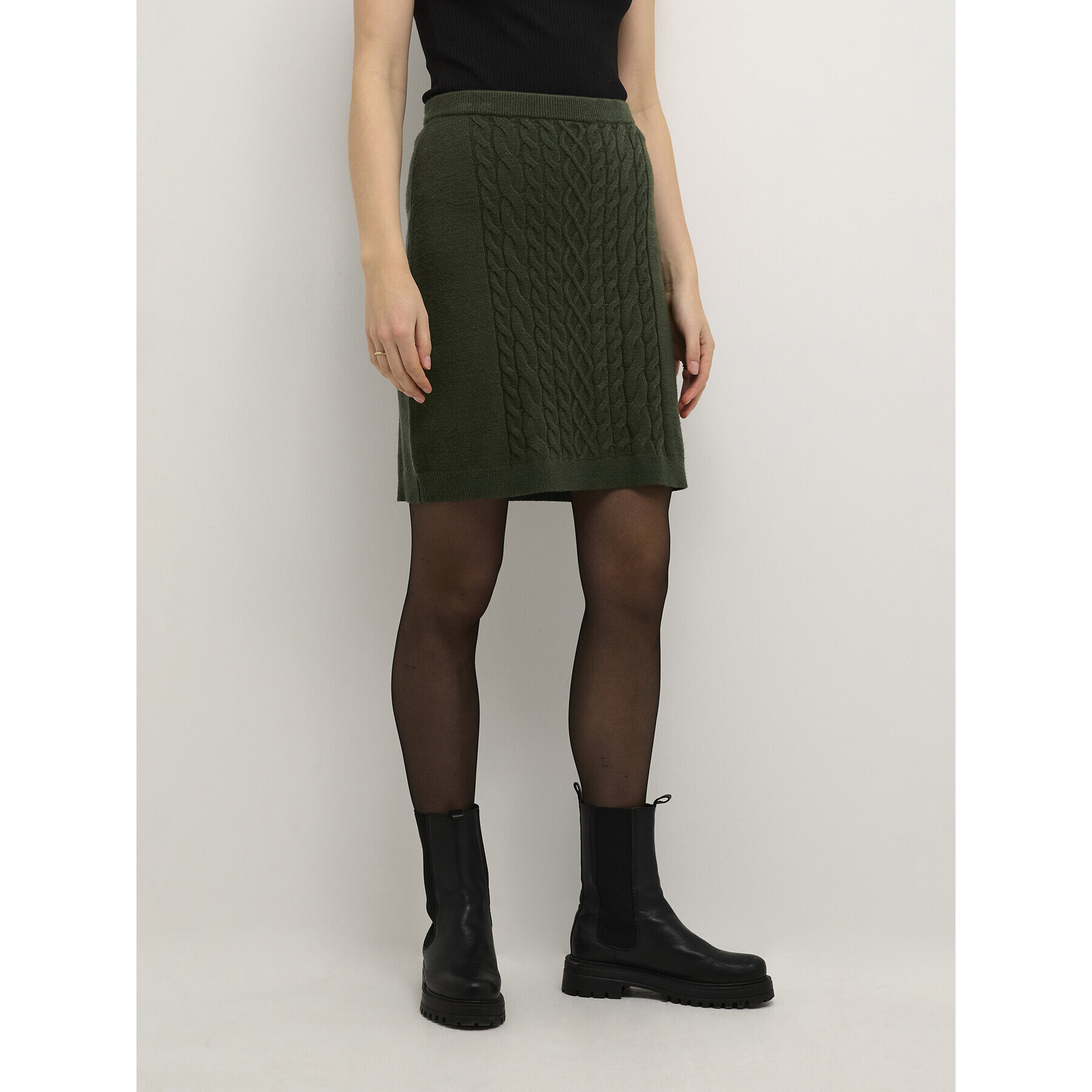 Cream Мини пола Crdela Knit 10611918 Зелен Shaped Fit - Pepit.bg